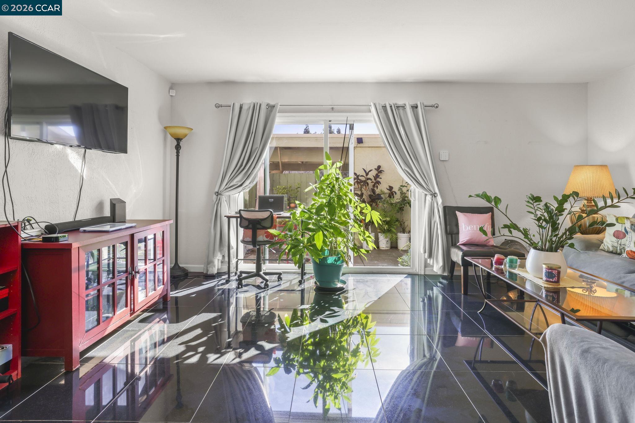 Photo #6: 41126622 Listing: Photo #6