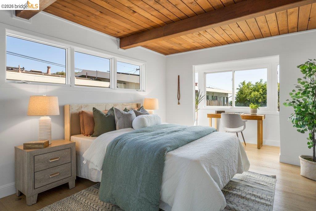 Detail Gallery Image 22 of 60 For 6715 Canyon Trail, El Cerrito,  CA 94530 - 4 Beds | 2/1 Baths