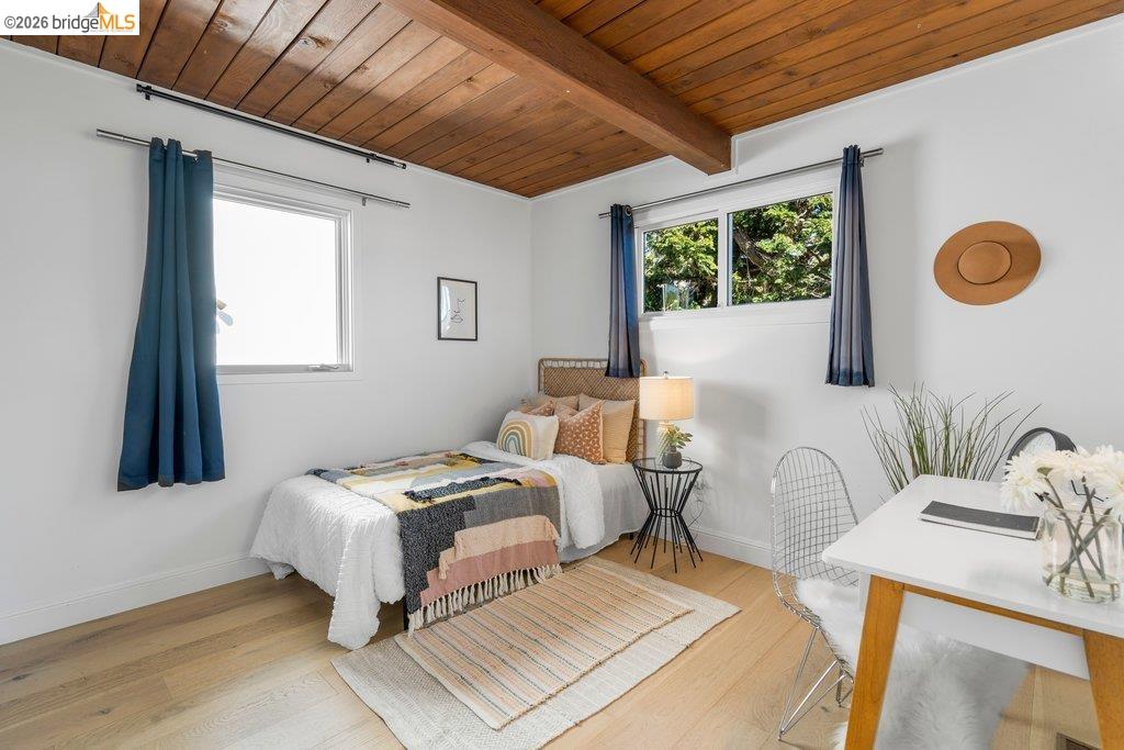 Detail Gallery Image 27 of 60 For 6715 Canyon Trail, El Cerrito,  CA 94530 - 4 Beds | 2/1 Baths