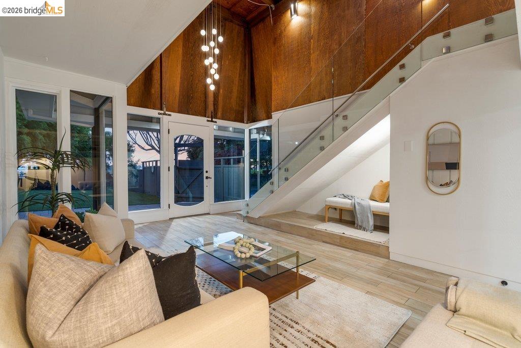 Detail Gallery Image 51 of 60 For 6715 Canyon Trail, El Cerrito,  CA 94530 - 4 Beds | 2/1 Baths