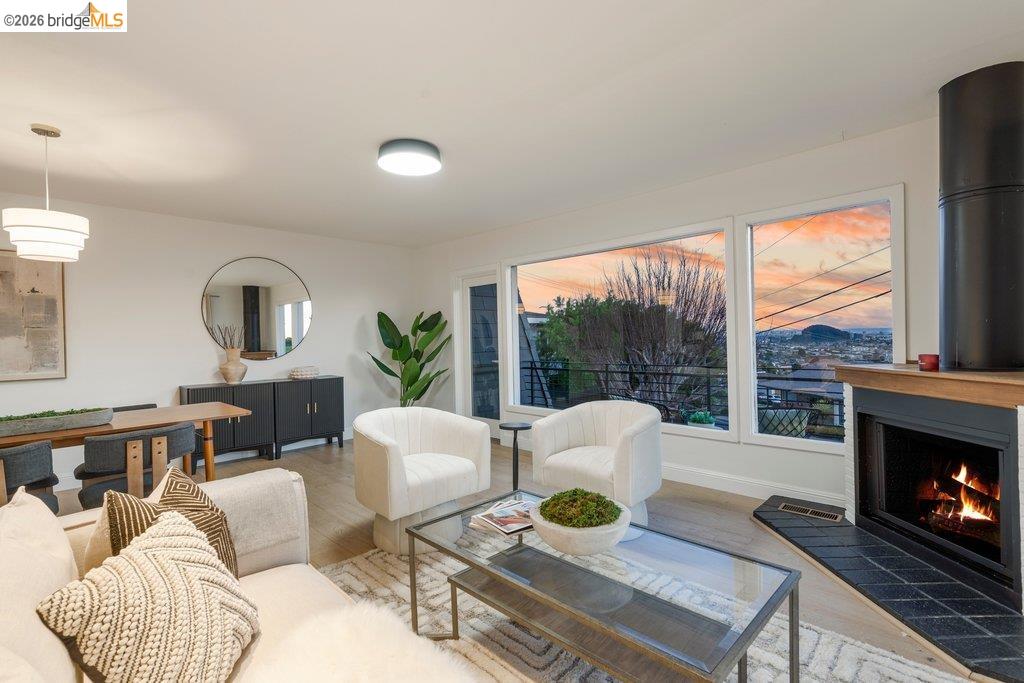 Detail Gallery Image 52 of 60 For 6715 Canyon Trail, El Cerrito,  CA 94530 - 4 Beds | 2/1 Baths