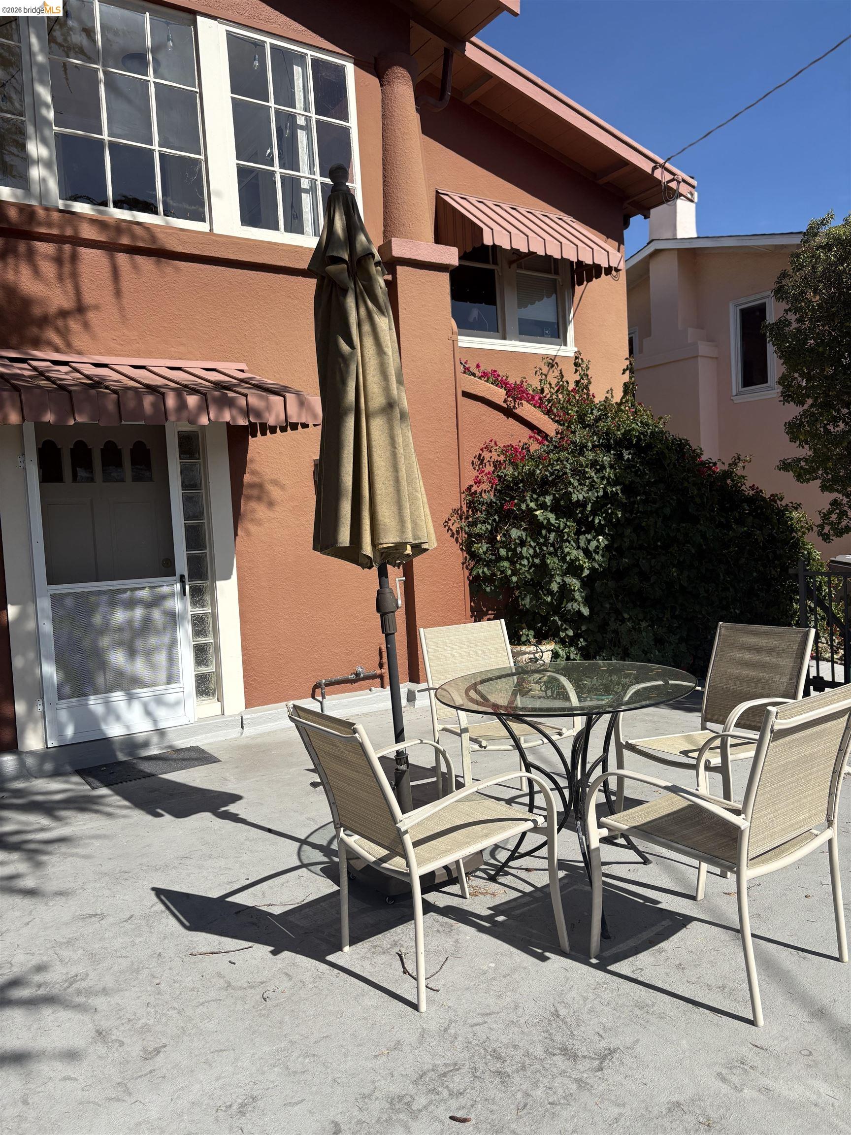 Detail Gallery Image 17 of 18 For 1024 Elsinore Ave, Oakland,  CA 94602 - – Beds | – Baths