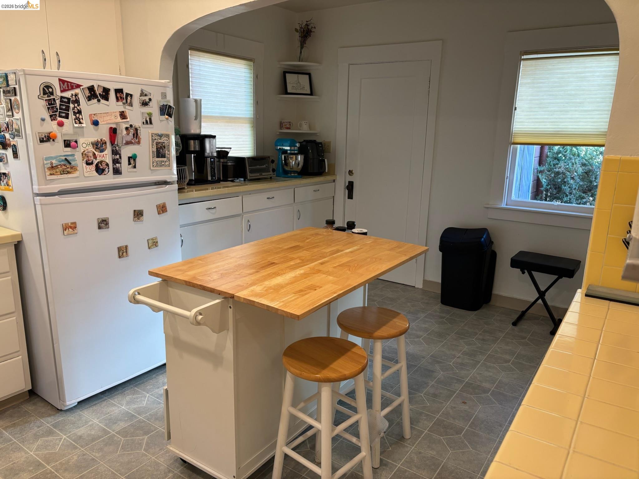 Detail Gallery Image 23 of 30 For 1024 Elsinore Ave, Oakland,  CA 94602 - – Beds | – Baths