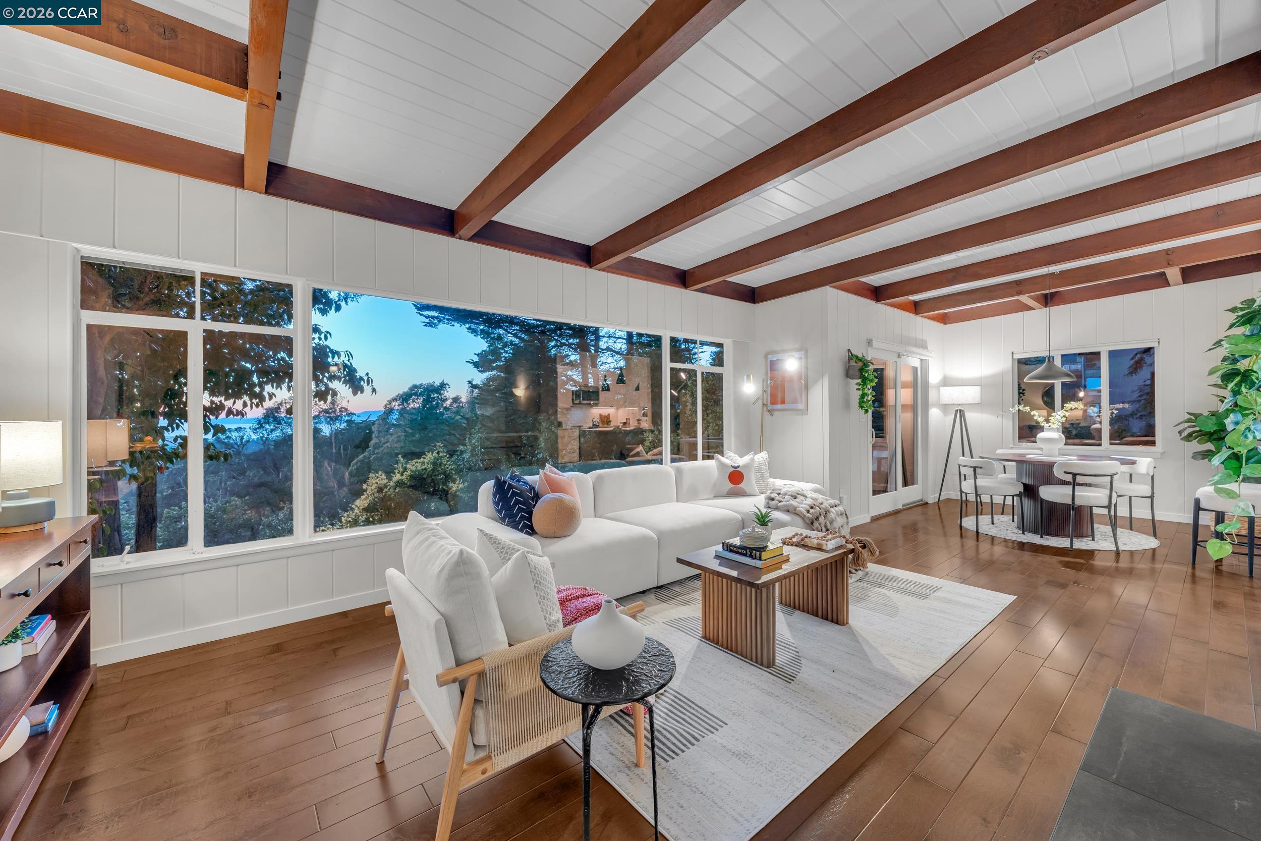 Front Image Thumbnail for CC41126629