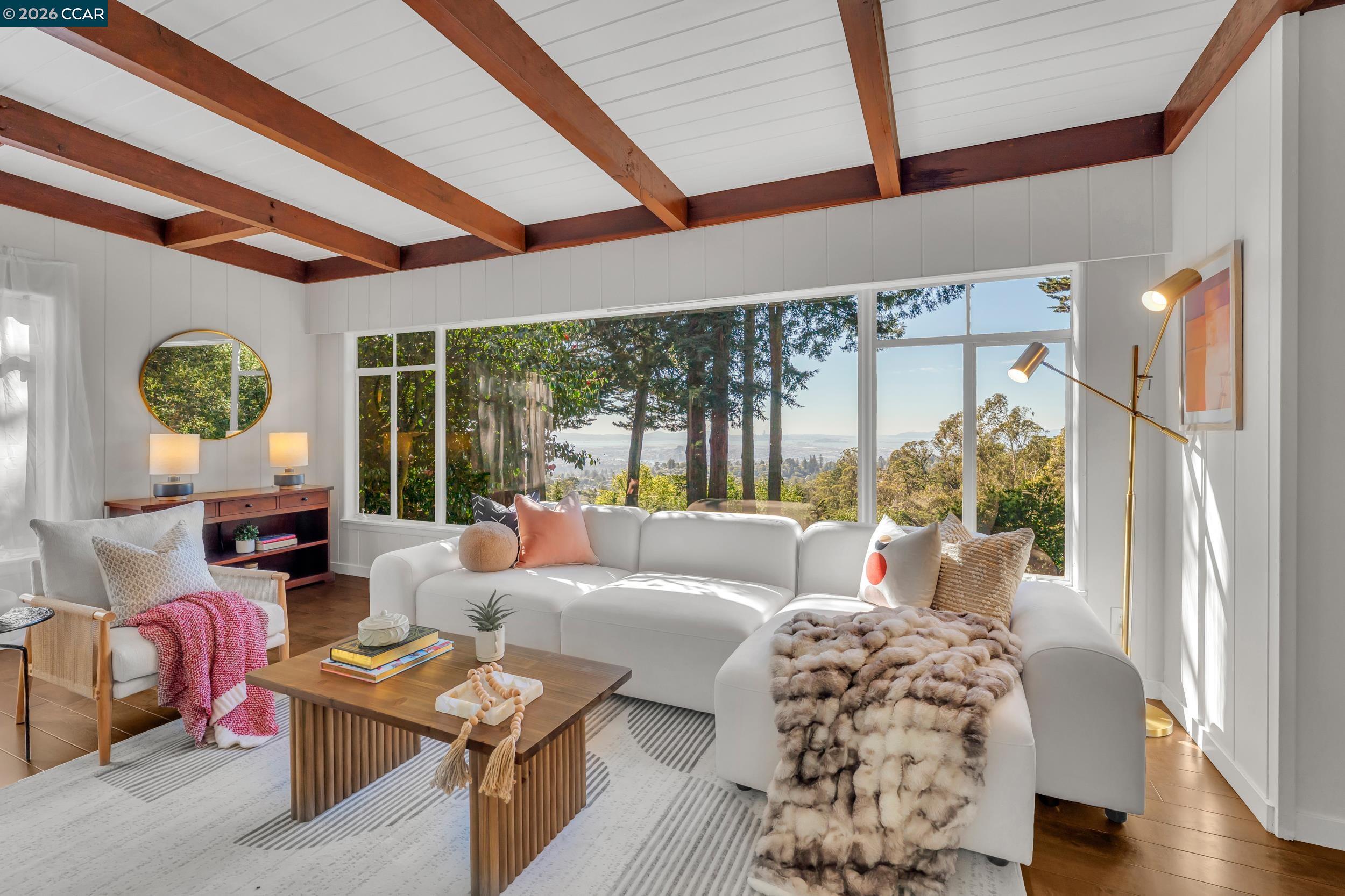 Detail Gallery Image 24 of 60 For 2633 Chelsea Dr, Oakland,  CA 94611 - 3 Beds | 2/1 Baths