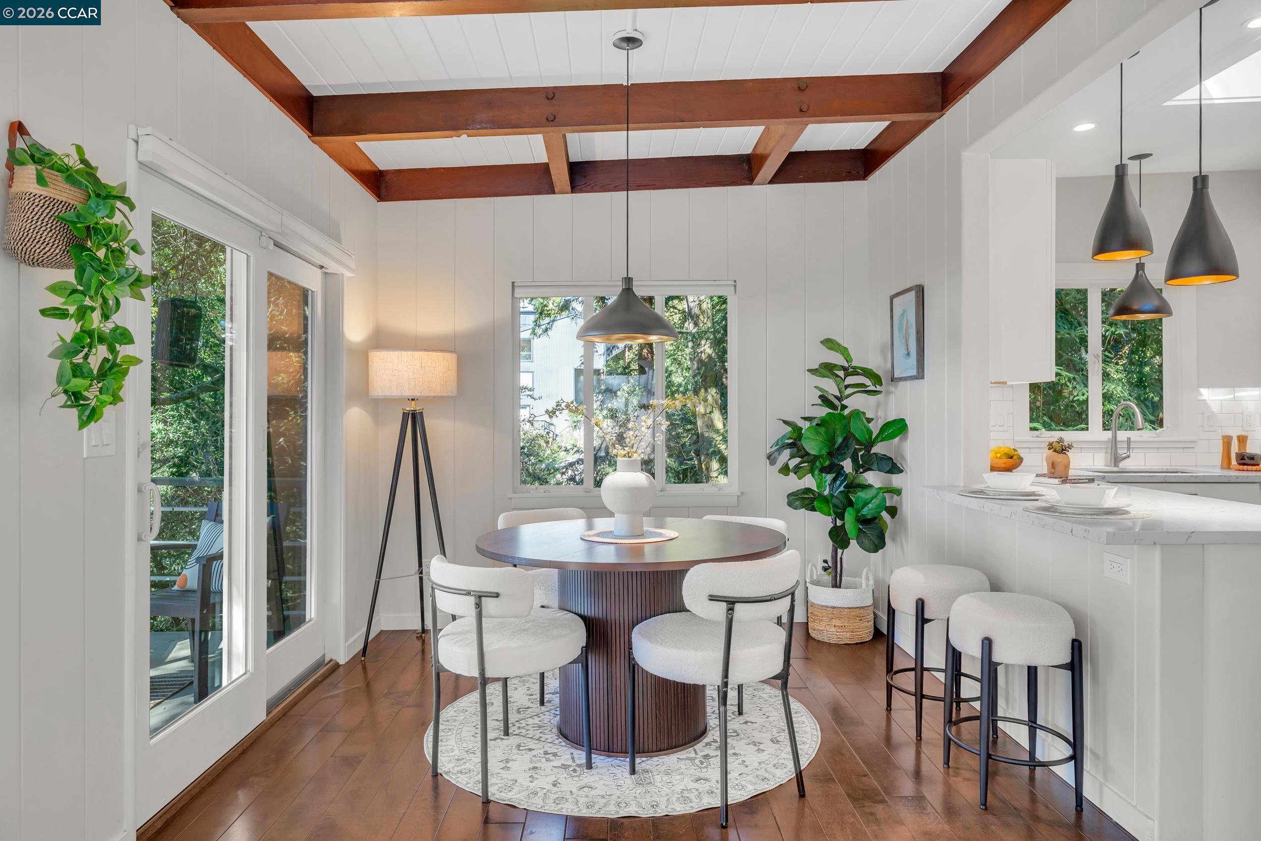 Detail Gallery Image 28 of 60 For 2633 Chelsea Dr, Oakland,  CA 94611 - 3 Beds | 2/1 Baths