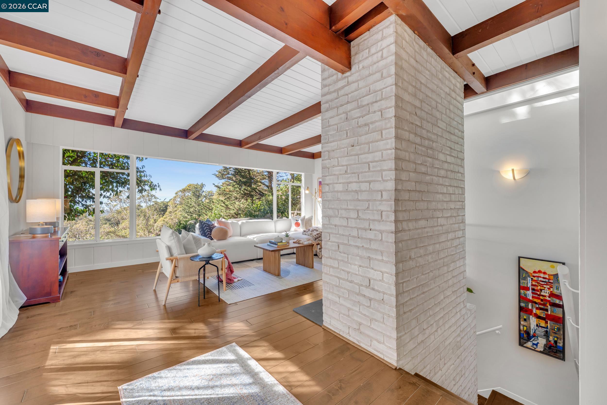 Detail Gallery Image 29 of 60 For 2633 Chelsea Dr, Oakland,  CA 94611 - 3 Beds | 2/1 Baths