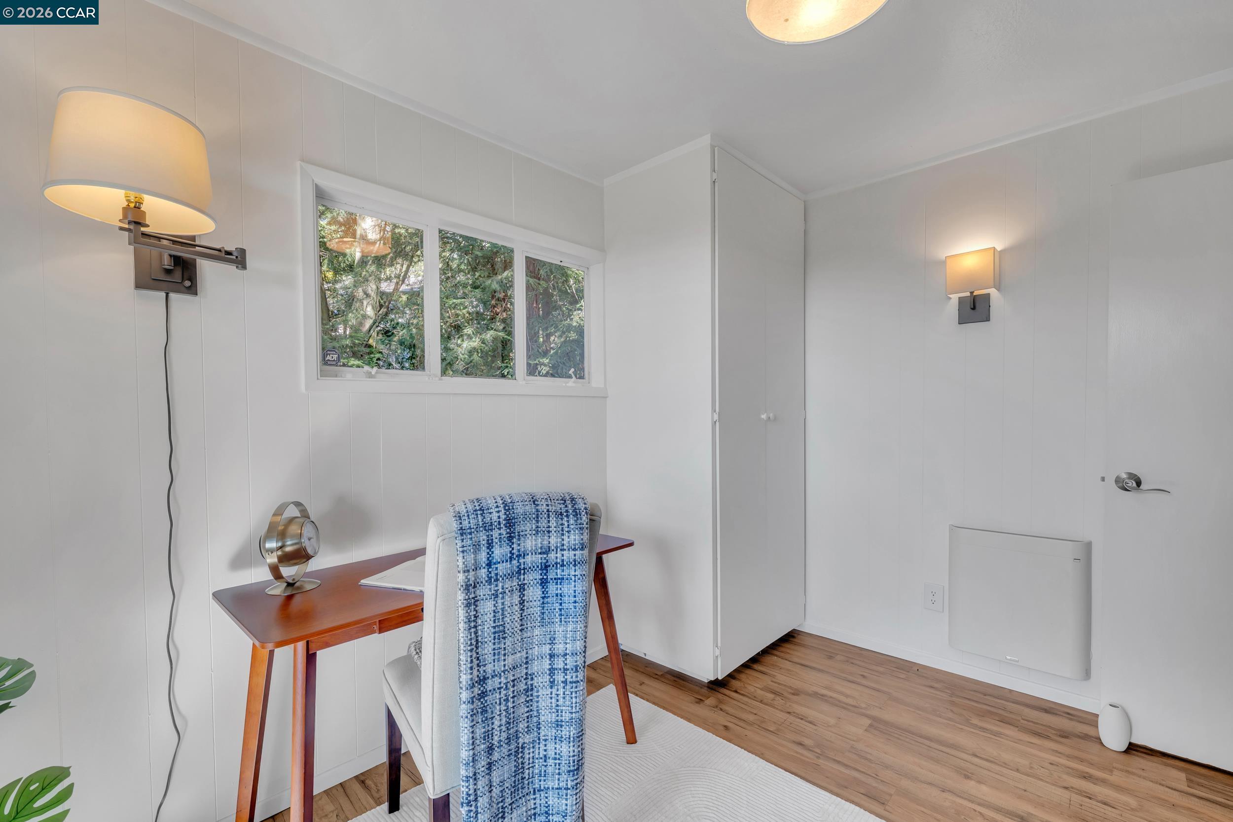 Detail Gallery Image 37 of 60 For 2633 Chelsea Dr, Oakland,  CA 94611 - 3 Beds | 2/1 Baths