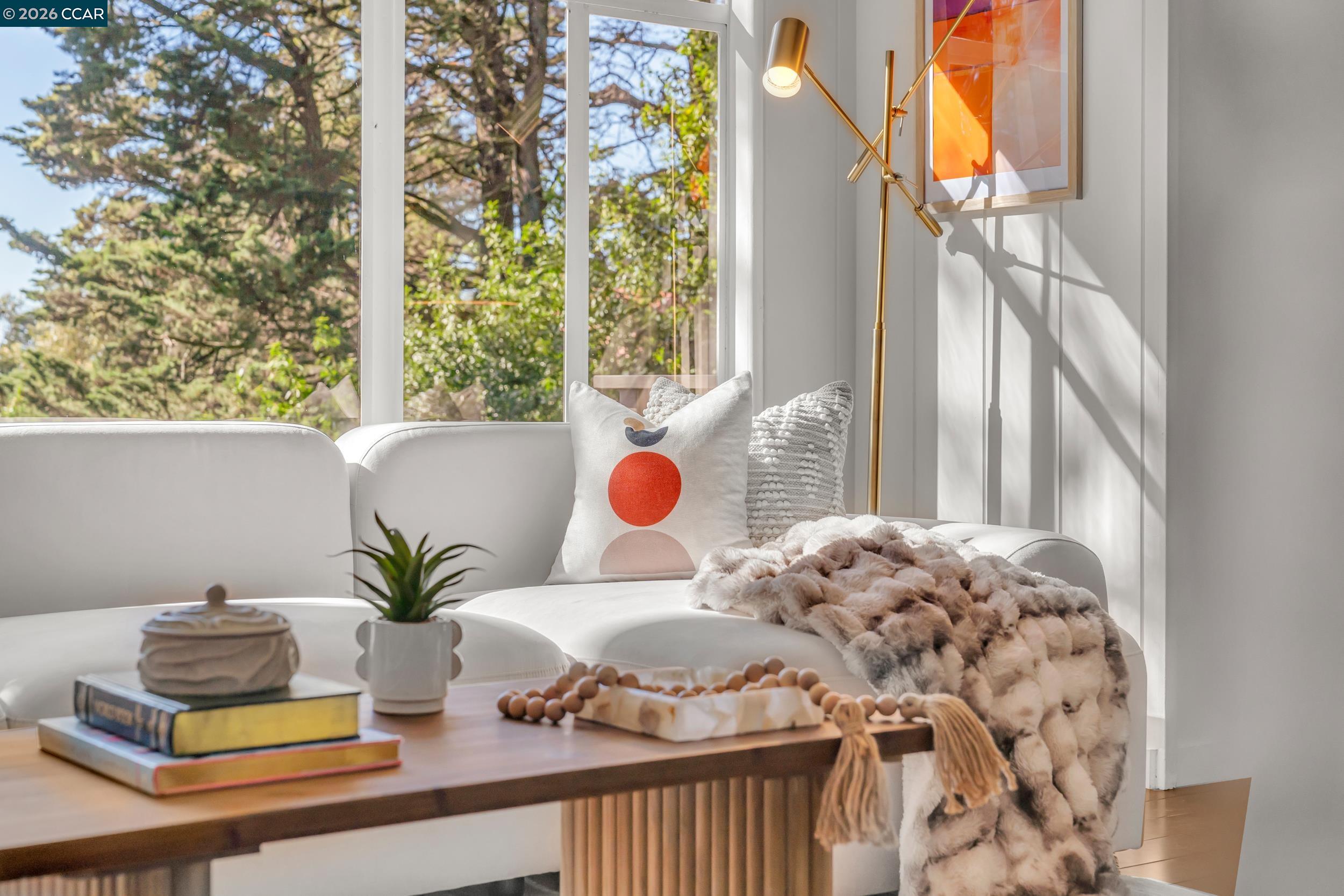 Detail Gallery Image 45 of 60 For 2633 Chelsea Dr, Oakland,  CA 94611 - 3 Beds | 2/1 Baths