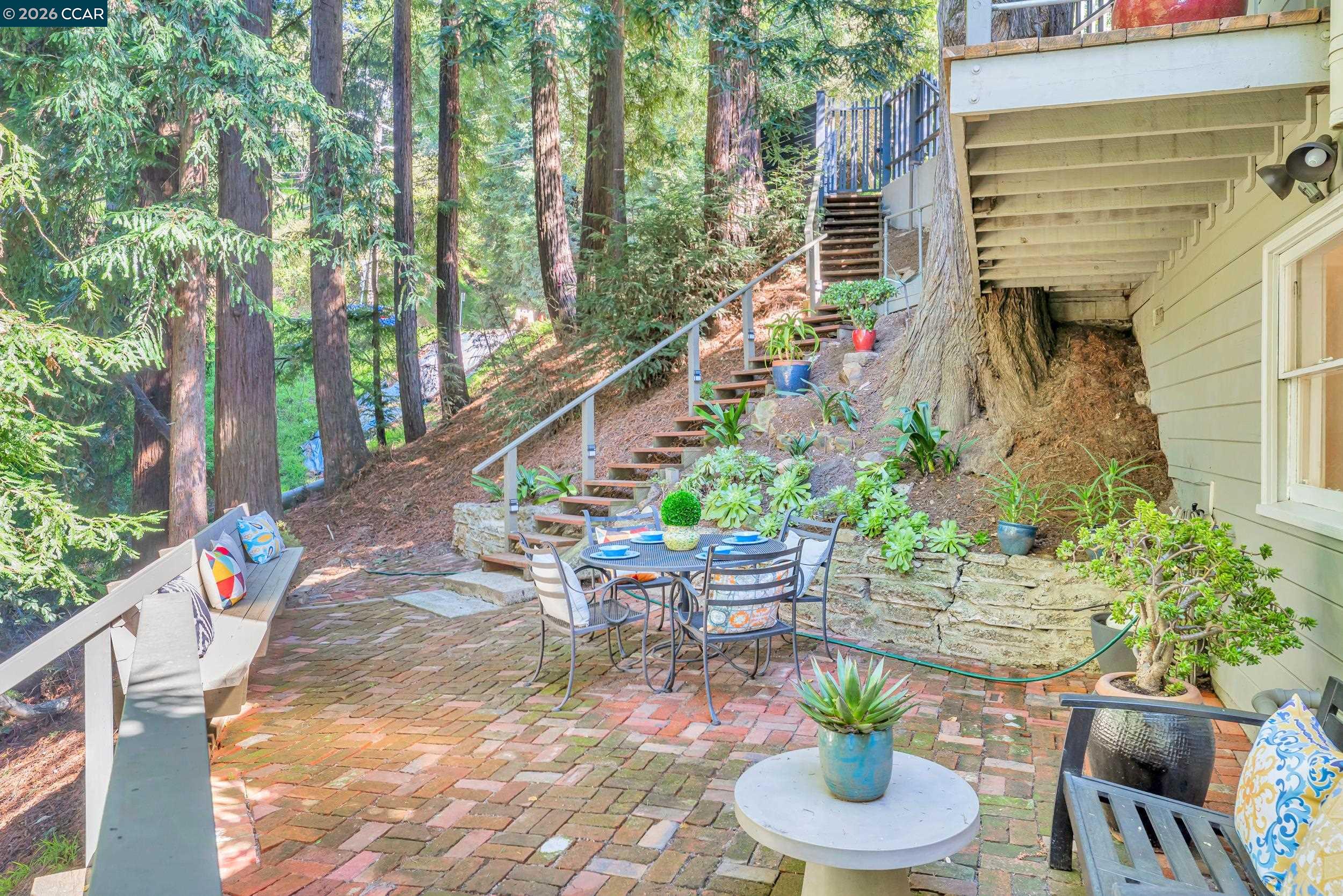 Detail Gallery Image 50 of 60 For 2633 Chelsea Dr, Oakland,  CA 94611 - 3 Beds | 2/1 Baths