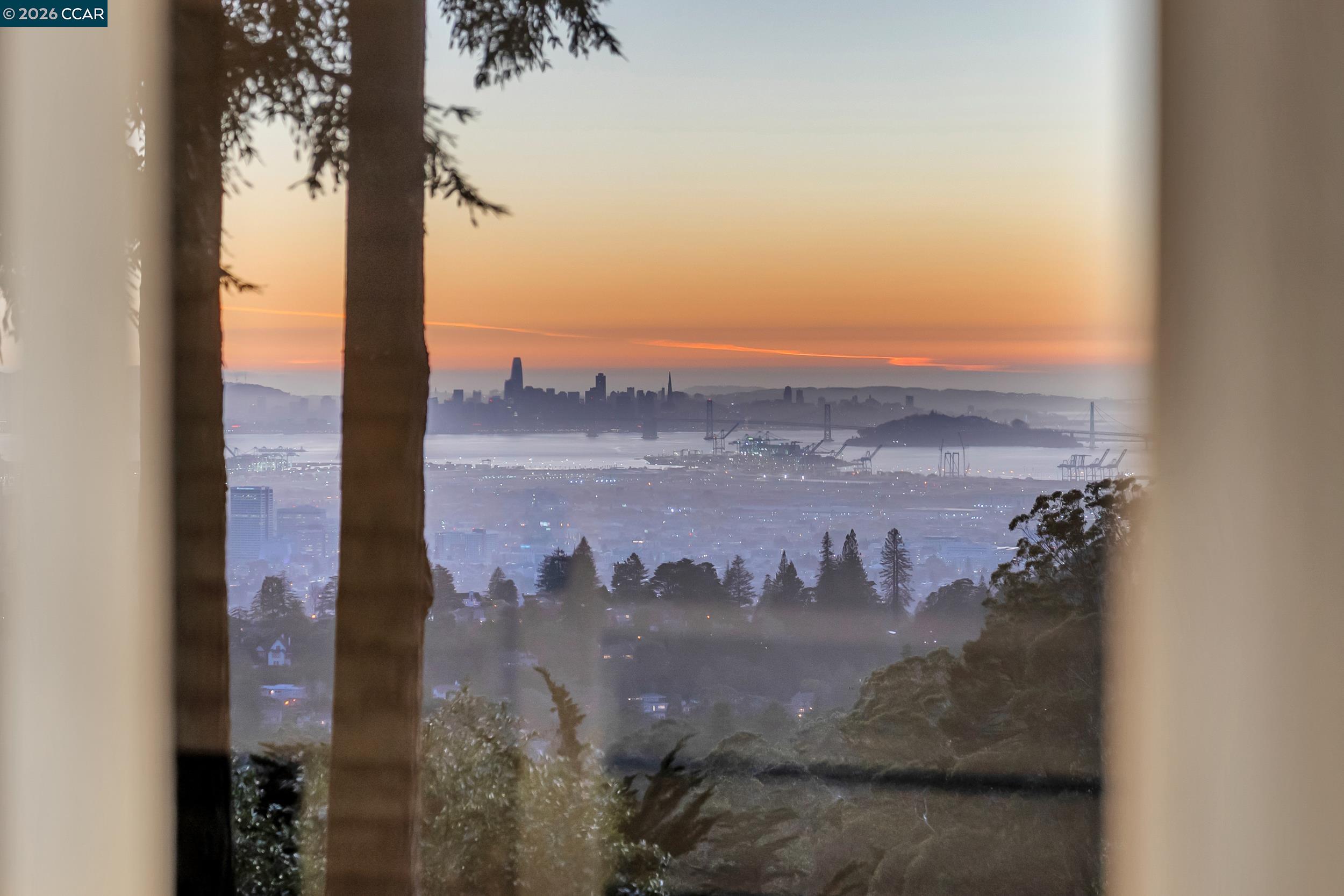 Detail Gallery Image 59 of 60 For 2633 Chelsea Dr, Oakland,  CA 94611 - 3 Beds | 2/1 Baths