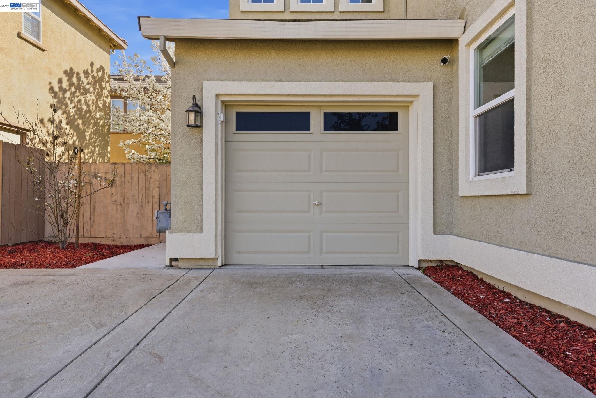 Detail Gallery Image 4 of 58 For 4118 Adriatic Sea Way, Sacramento,  CA 95834 - 3 Beds | 2/1 Baths