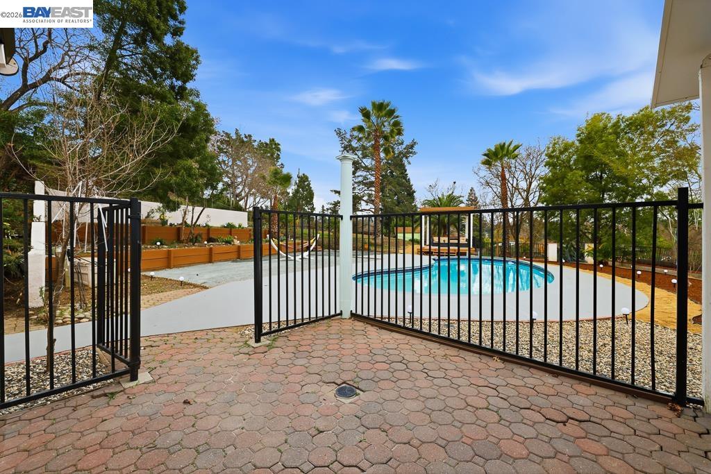 Detail Gallery Image 47 of 60 For 209 Gerry Ct, Walnut Creek,  CA 94596 - 4 Beds | 3 Baths