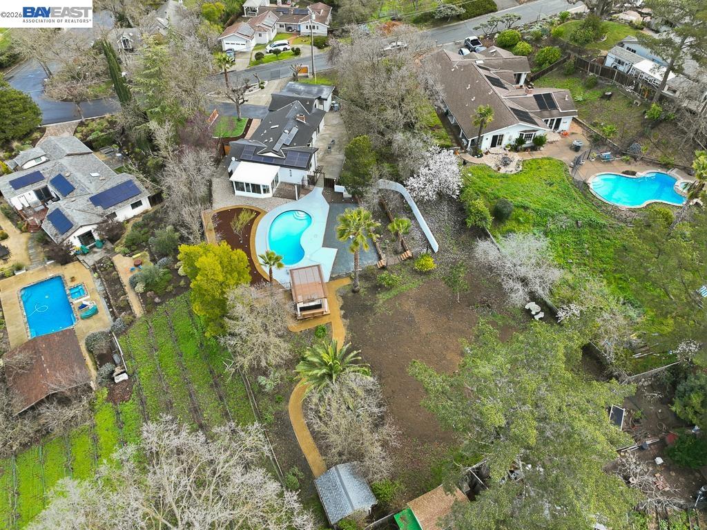 Detail Gallery Image 58 of 60 For 209 Gerry Ct, Walnut Creek,  CA 94596 - 4 Beds | 3 Baths