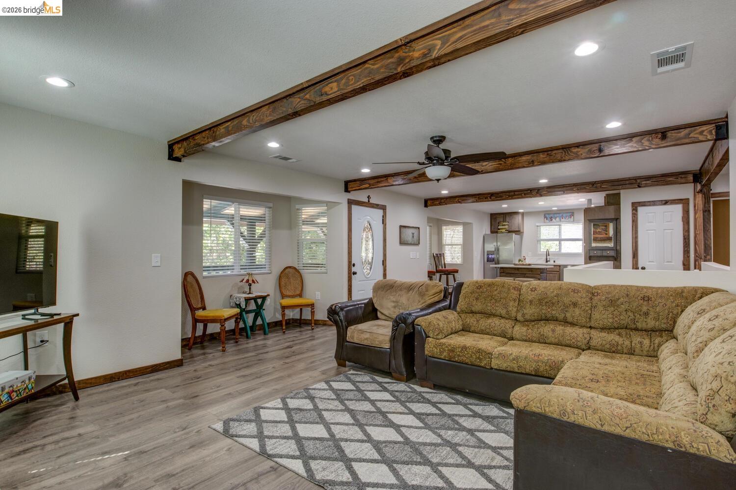 Detail Gallery Image 13 of 54 For 1869 Highway 4, Arnold,  CA 95223 - 3 Beds | 1/1 Baths