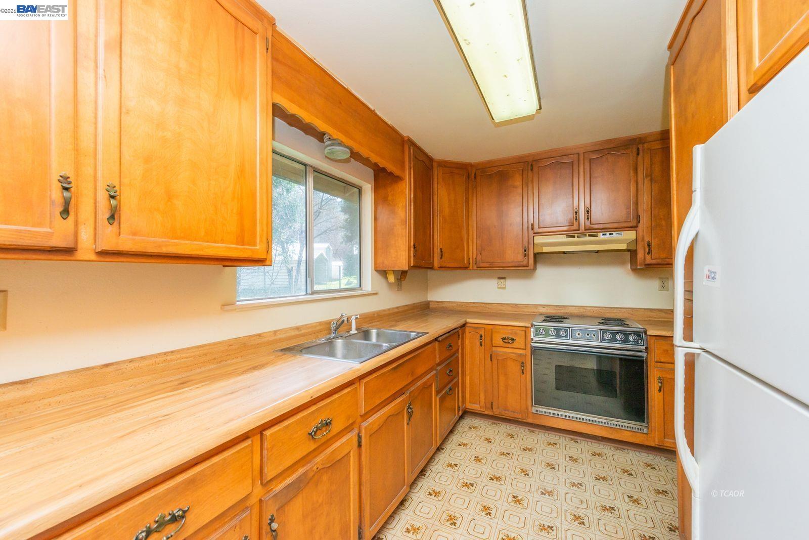 Detail Gallery Image 11 of 47 For 376 Mountain View Dr., Lewiston,  CA 96052 - 2 Beds | 2 Baths