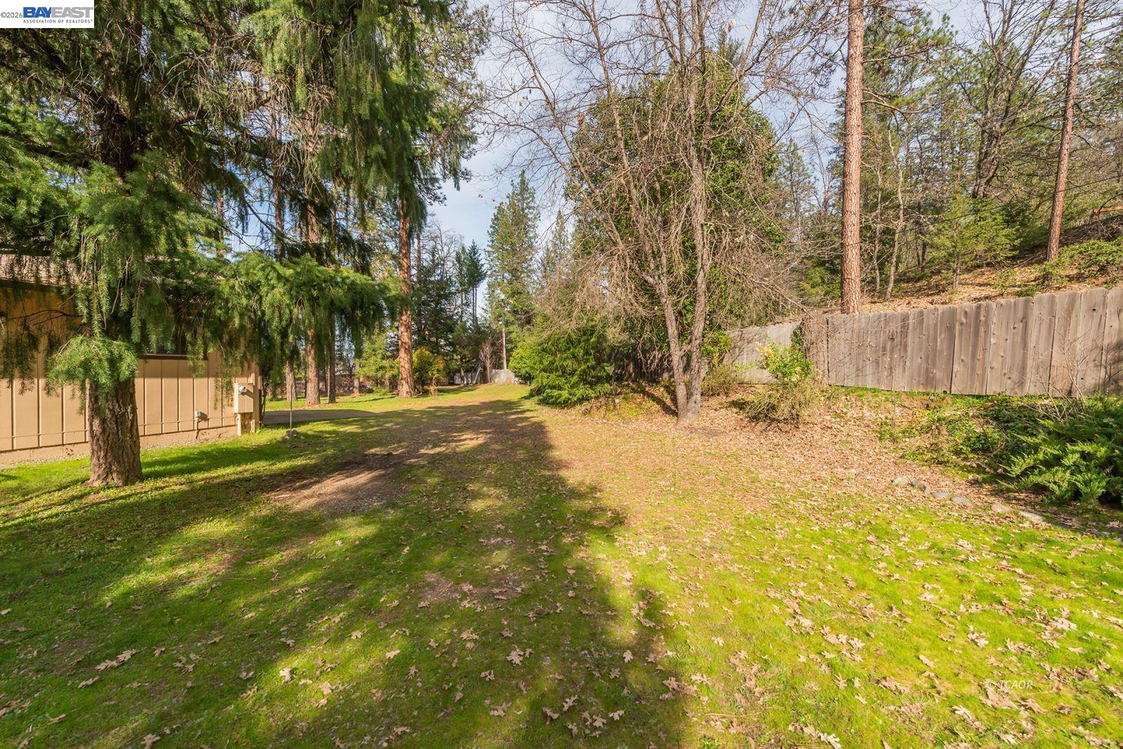 Detail Gallery Image 35 of 47 For 376 Mountain View Dr., Lewiston,  CA 96052 - 2 Beds | 2 Baths