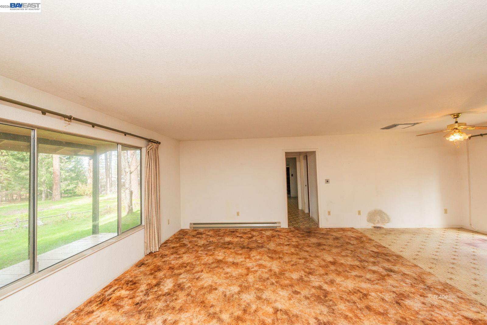 Detail Gallery Image 5 of 47 For 376 Mountain View Dr., Lewiston,  CA 96052 - 2 Beds | 2 Baths