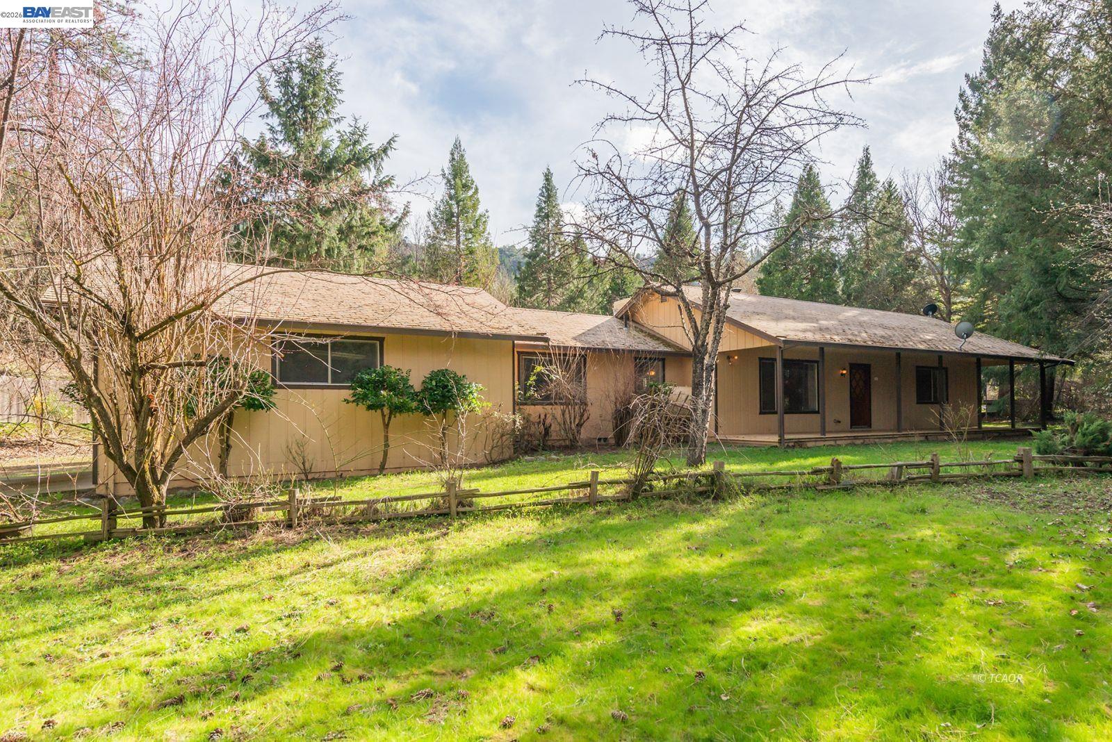 Detail Gallery Image 41 of 47 For 376 Mountain View Dr., Lewiston,  CA 96052 - 2 Beds | 2 Baths