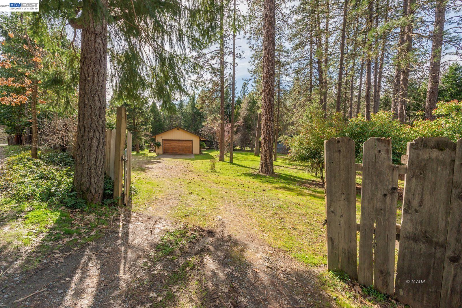 Detail Gallery Image 43 of 47 For 376 Mountain View Dr., Lewiston,  CA 96052 - 2 Beds | 2 Baths