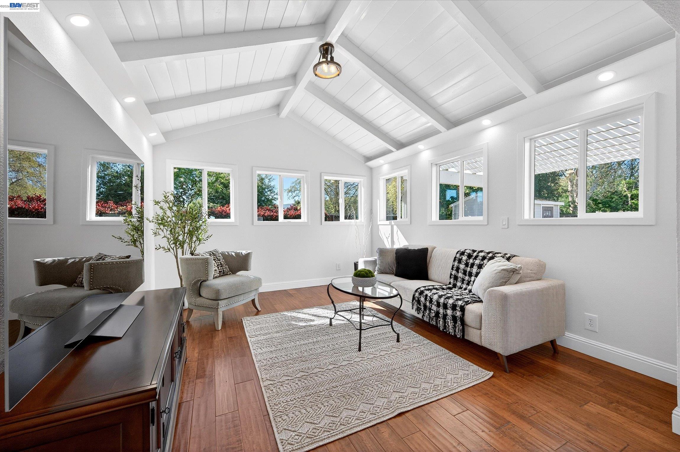 Detail Gallery Image 10 of 38 For 7326 Hillsdale Dr, Pleasanton,  CA 94588 - 5 Beds | 3 Baths