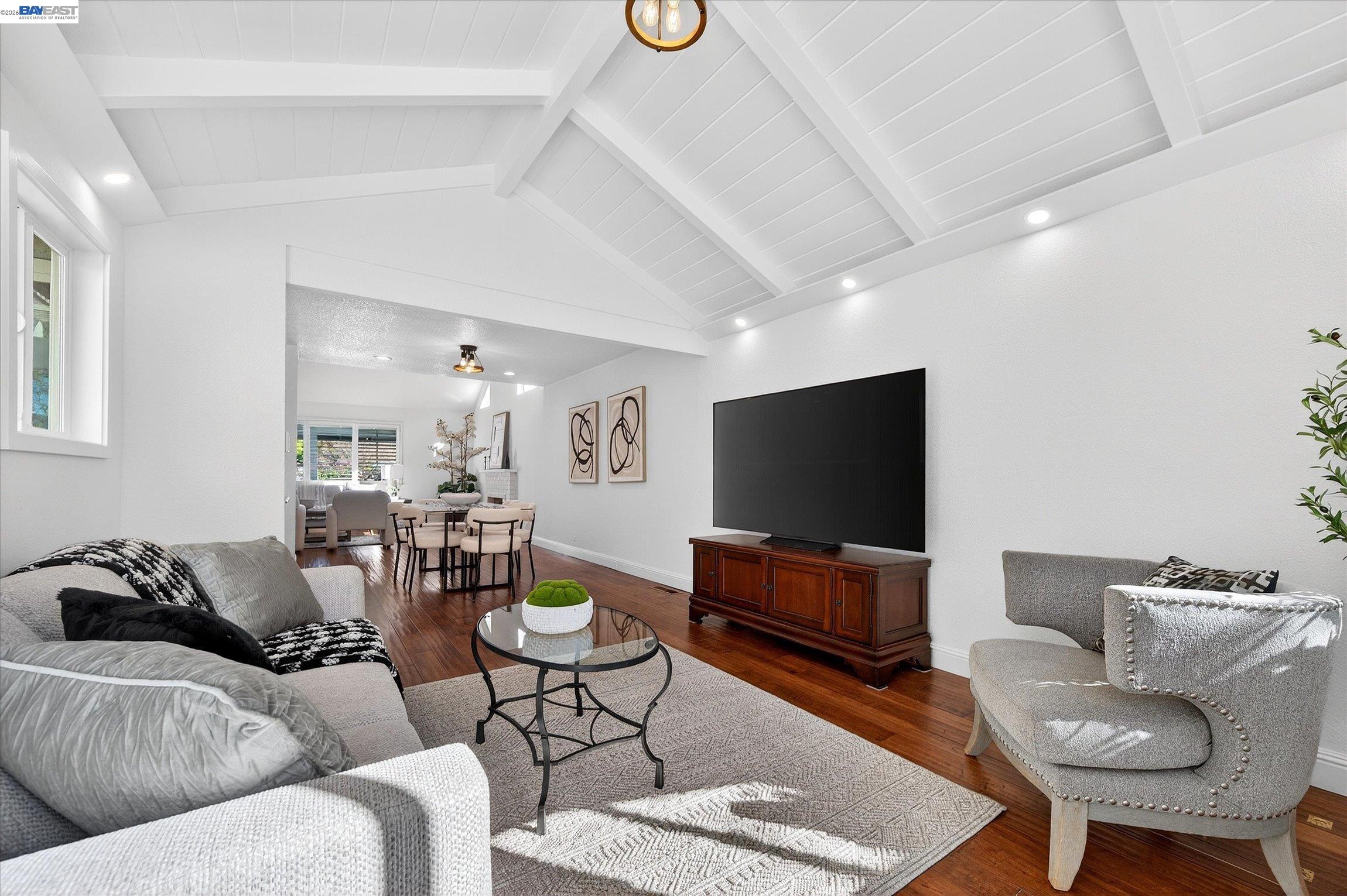 Detail Gallery Image 11 of 38 For 7326 Hillsdale Dr, Pleasanton,  CA 94588 - 5 Beds | 3 Baths