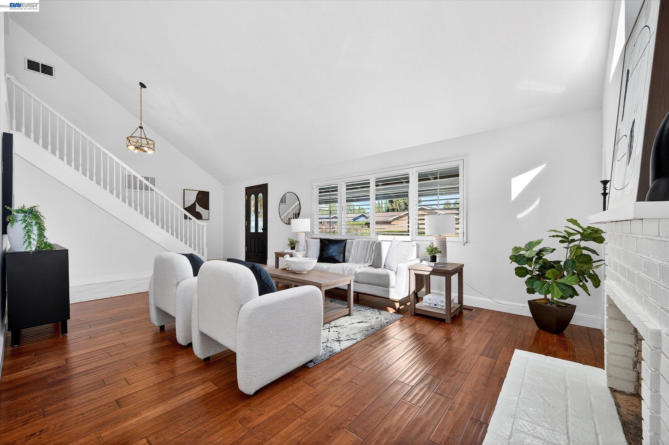 Detail Gallery Image 5 of 38 For 7326 Hillsdale Dr, Pleasanton,  CA 94588 - 5 Beds | 3 Baths