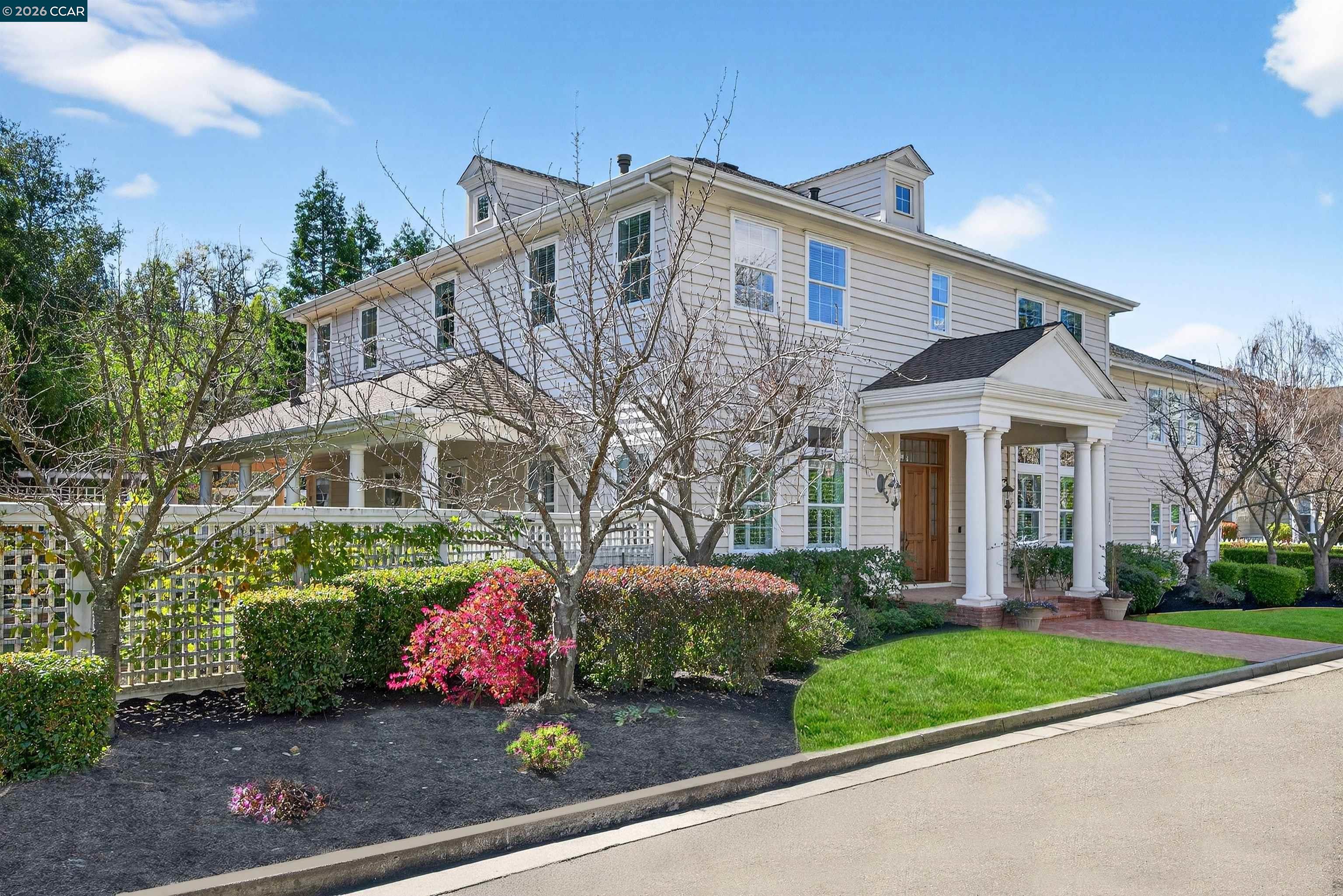 Detail Gallery Image 3 of 60 For 3 Brooktree Dr, Danville,  CA 94506 - 7 Beds | 7 Baths