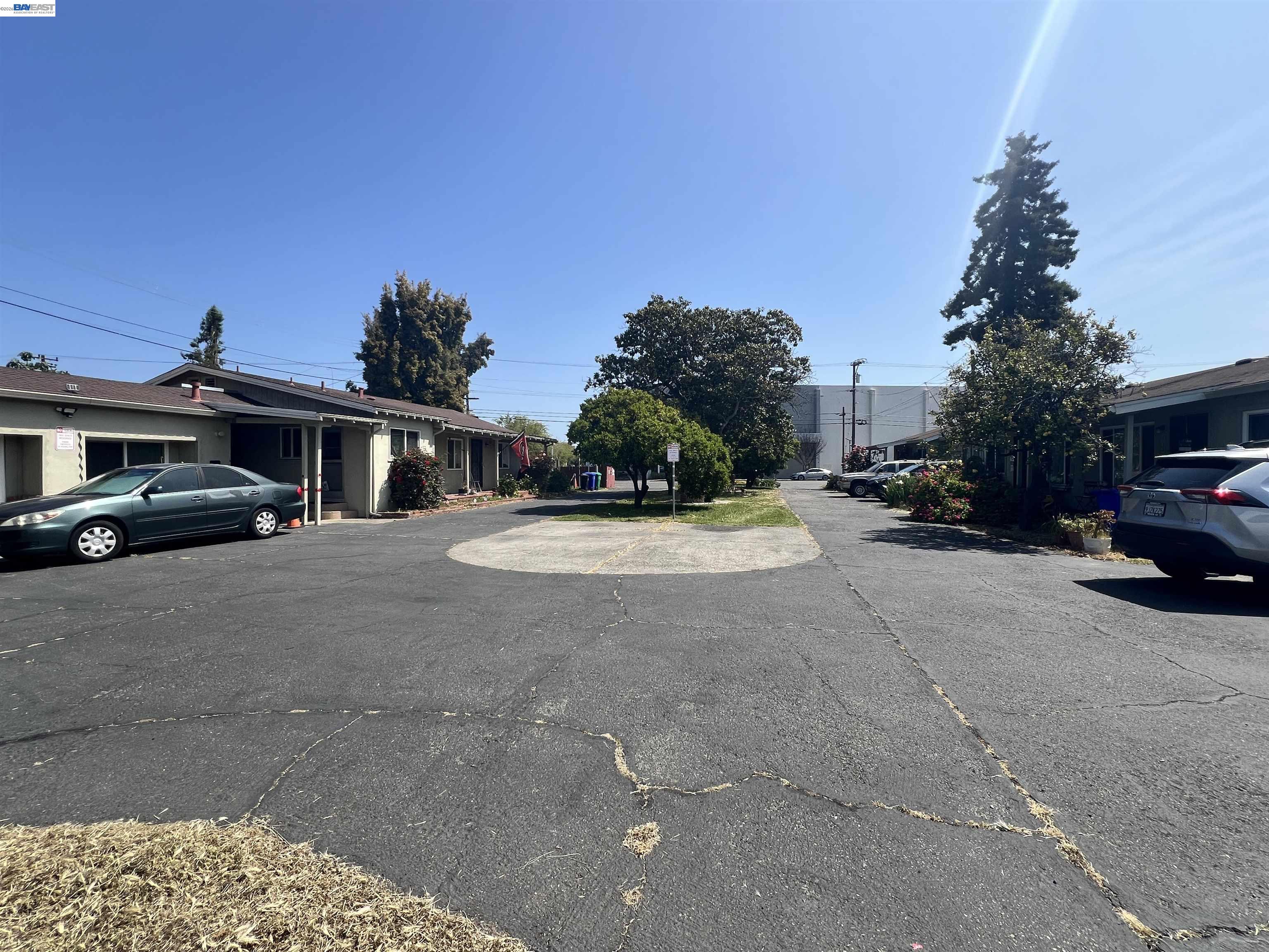 Detail Gallery Image 17 of 18 For 21335 Hathaway Ave, Hayward,  CA 94541-3729 - – Beds | – Baths