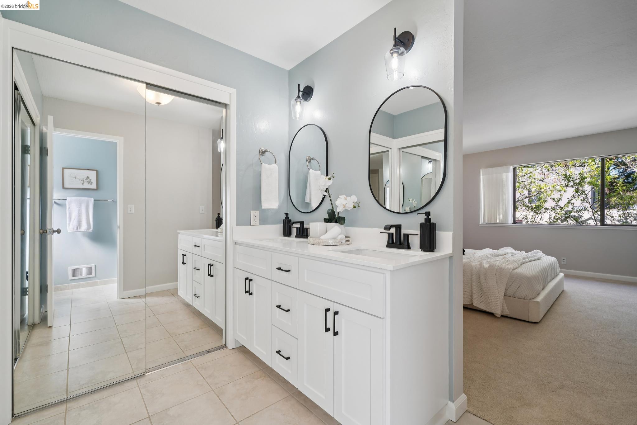 Detail Gallery Image 21 of 44 For 410 Grizzly Peak Blvd, Berkeley,  CA 94708-1211 - 3 Beds | 2 Baths