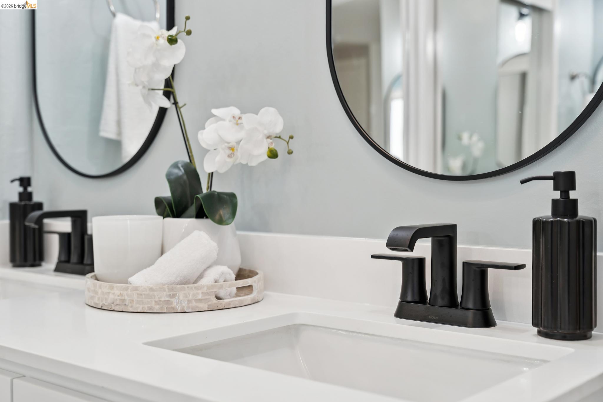 Detail Gallery Image 23 of 44 For 410 Grizzly Peak Blvd, Berkeley,  CA 94708-1211 - 3 Beds | 2 Baths