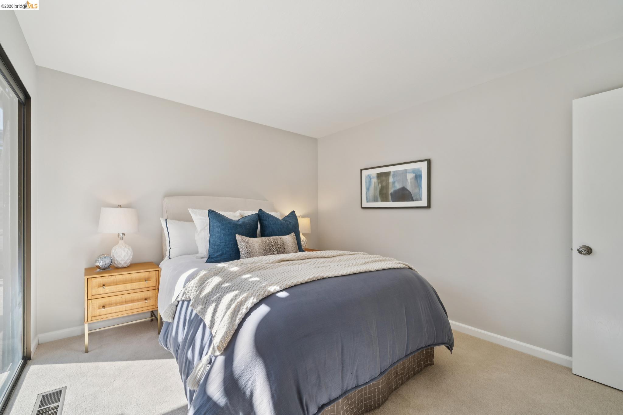 Detail Gallery Image 25 of 44 For 410 Grizzly Peak Blvd, Berkeley,  CA 94708-1211 - 3 Beds | 2 Baths