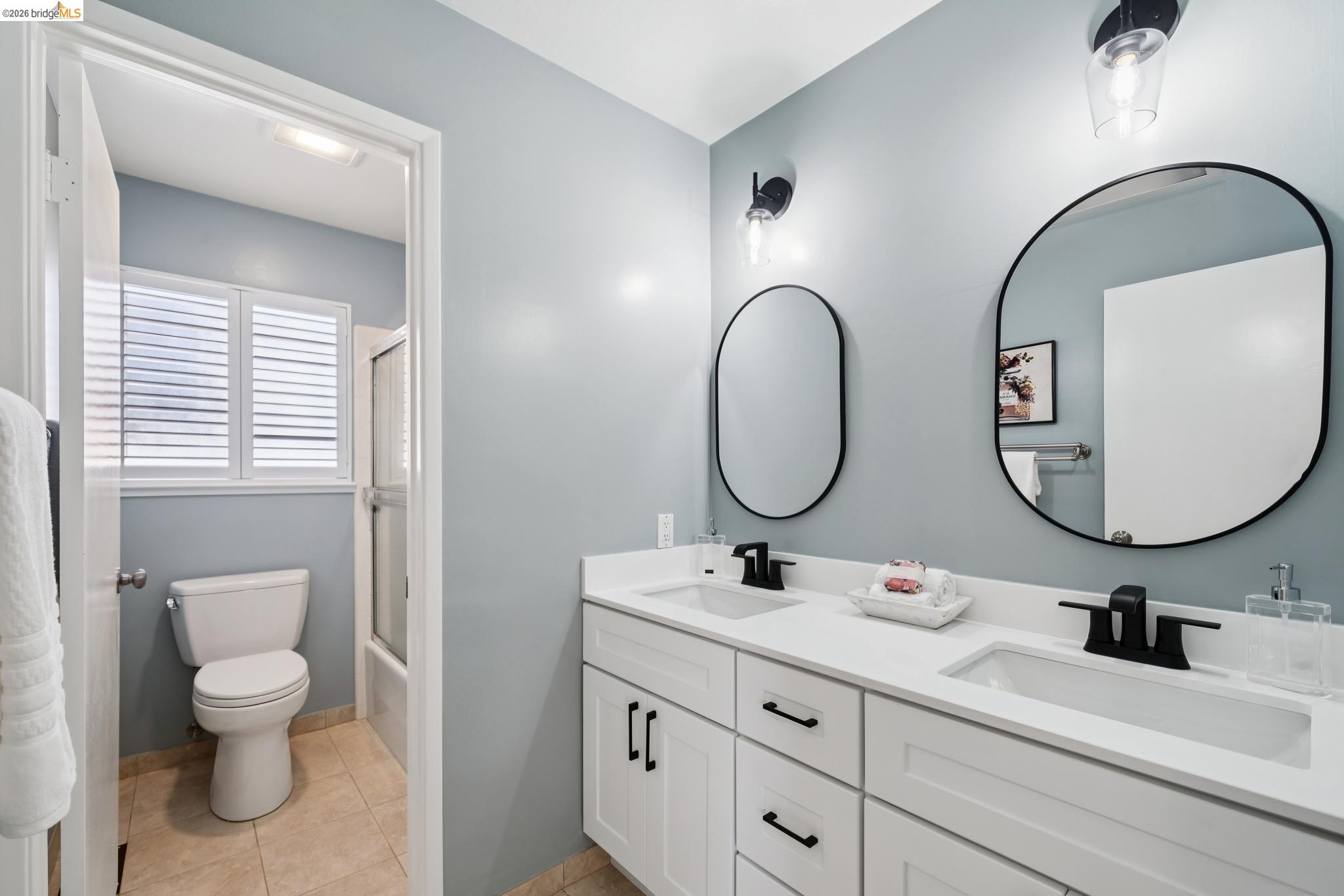 Detail Gallery Image 28 of 44 For 410 Grizzly Peak Blvd, Berkeley,  CA 94708-1211 - 3 Beds | 2 Baths