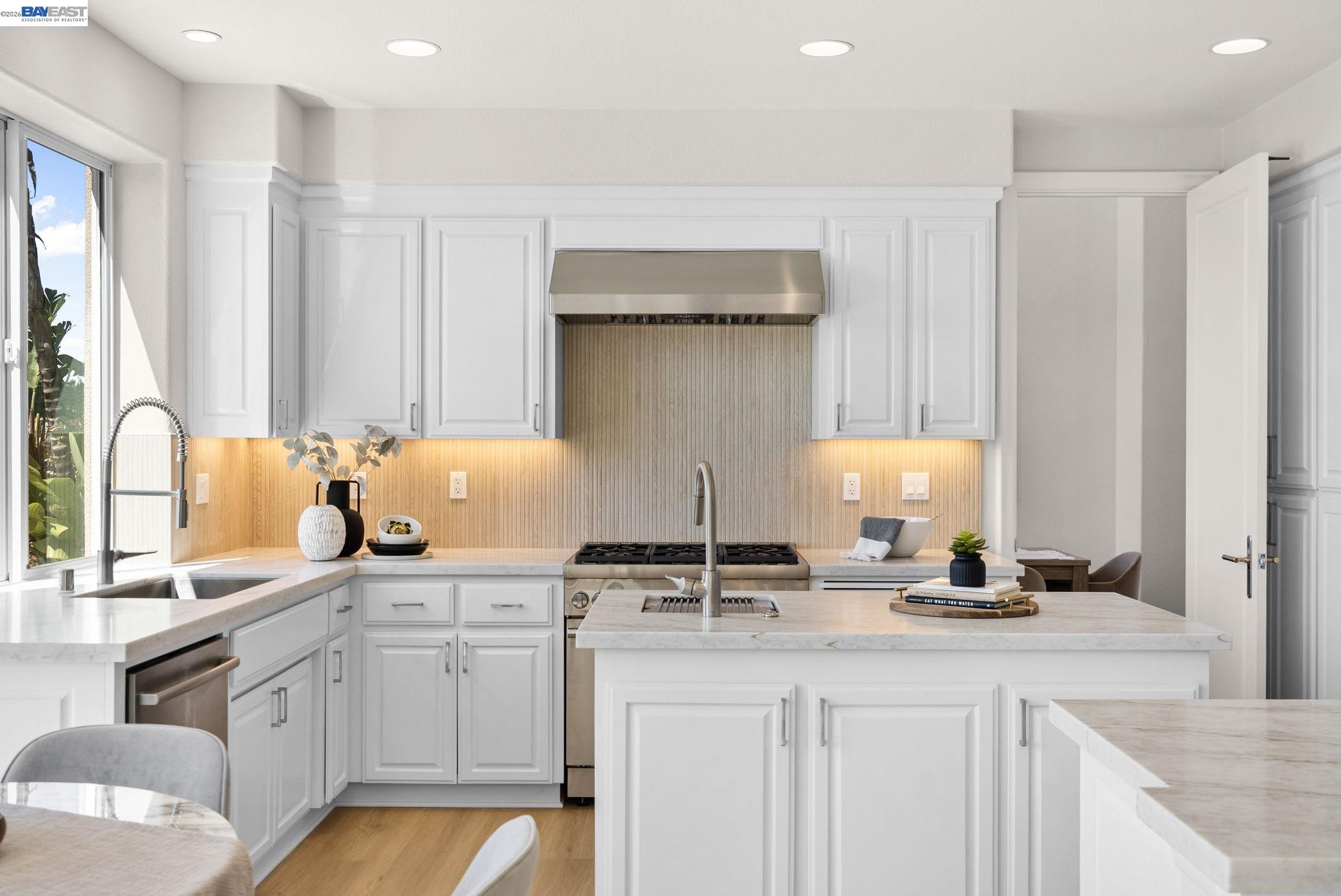 Detail Gallery Image 11 of 59 For 47849 Avalon Heights Ter, Fremont,  CA 94539 - 4 Beds | 3/1 Baths