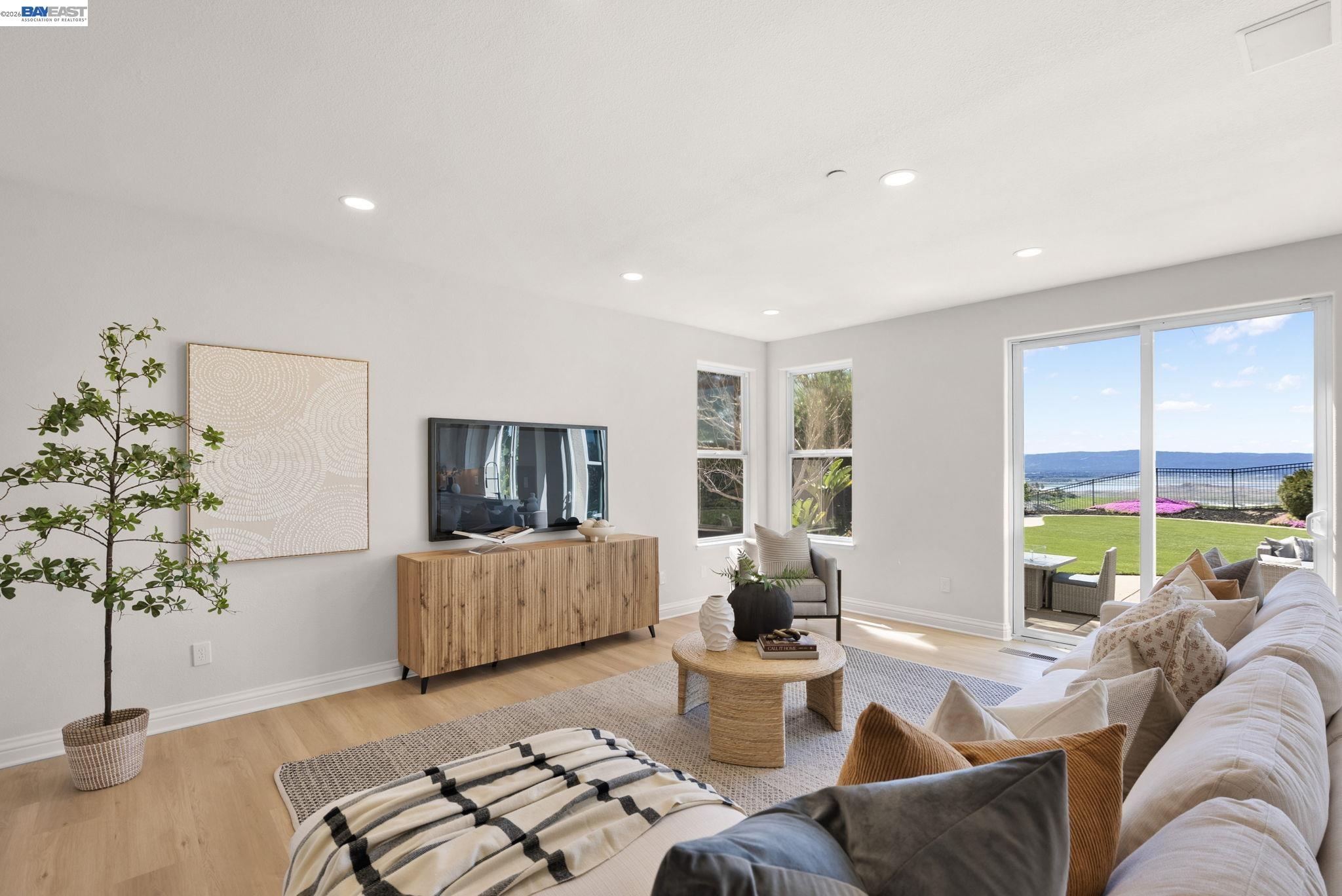 Detail Gallery Image 16 of 60 For 47849 Avalon Heights Ter, Fremont,  CA 94539 - 4 Beds | 3/1 Baths