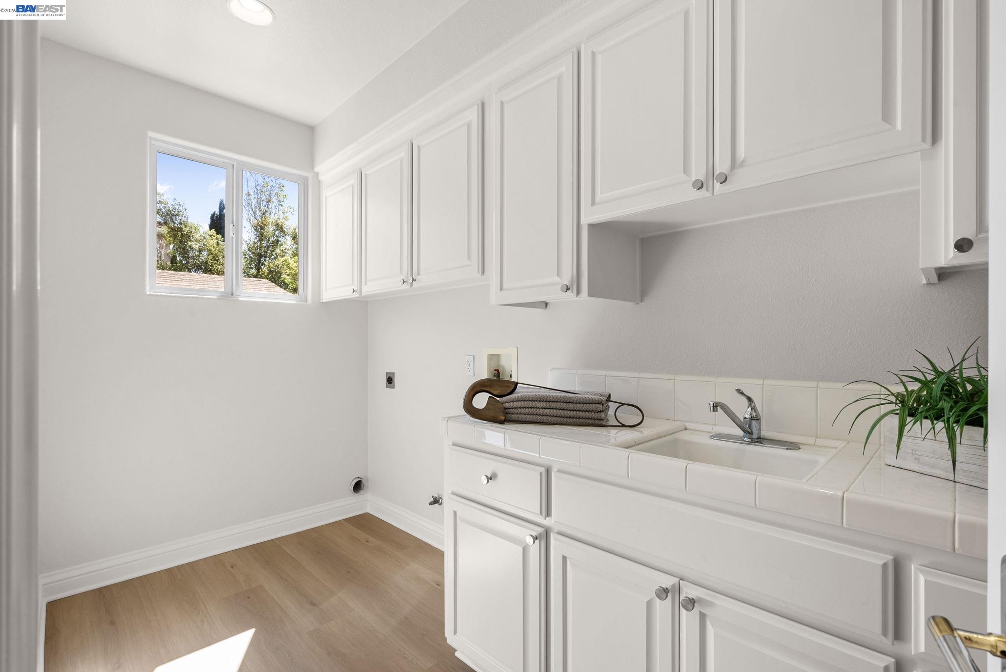 Detail Gallery Image 20 of 59 For 47849 Avalon Heights Ter, Fremont,  CA 94539 - 4 Beds | 3/1 Baths