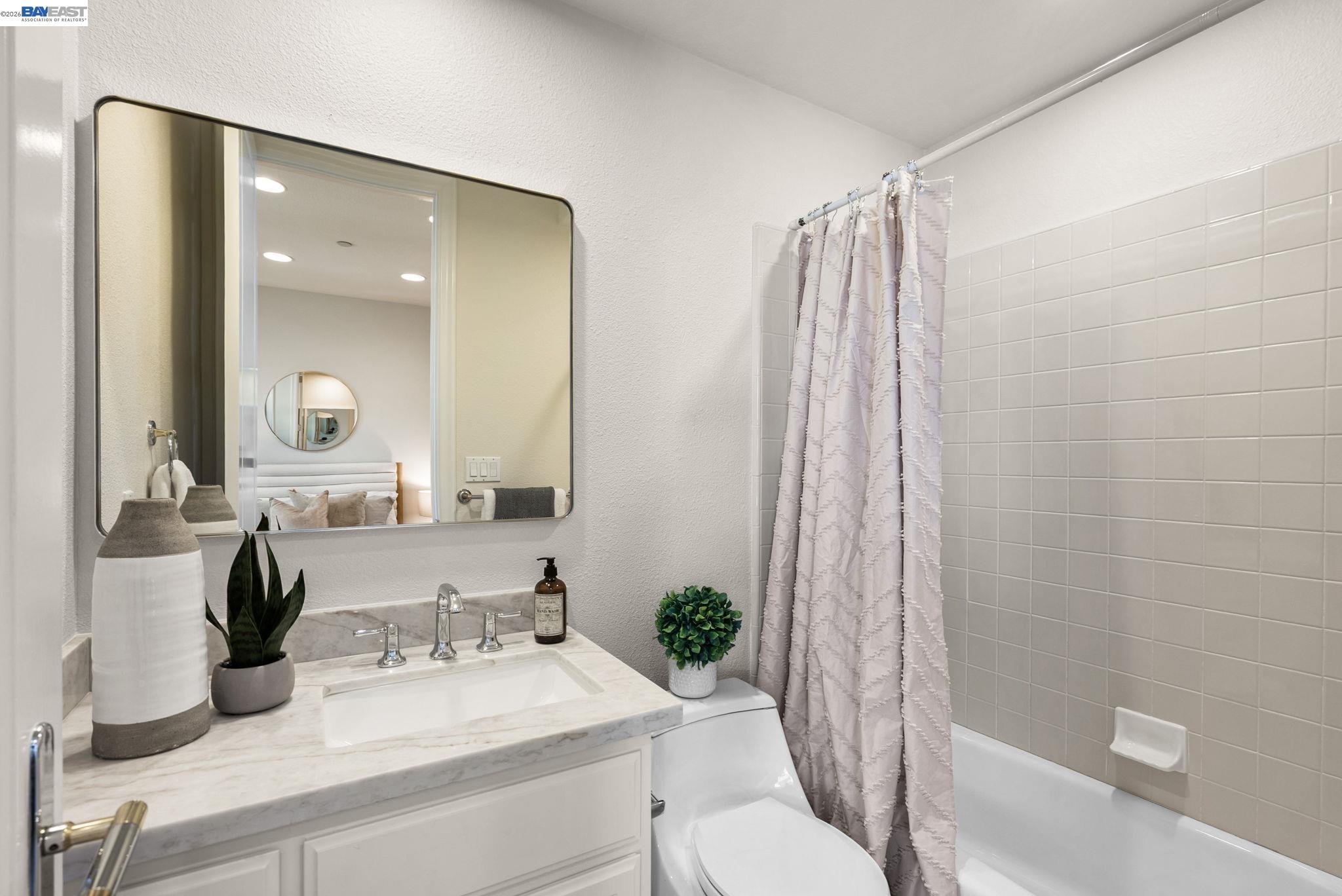 Detail Gallery Image 22 of 59 For 47849 Avalon Heights Ter, Fremont,  CA 94539 - 4 Beds | 3/1 Baths