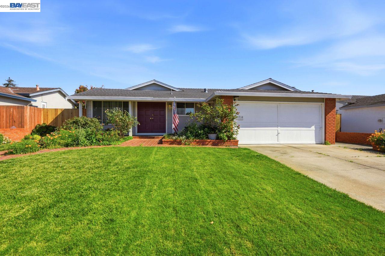 Detail Gallery Image 2 of 30 For 1716 Dalton Way, Union City,  CA 94587 - 3 Beds | 2 Baths