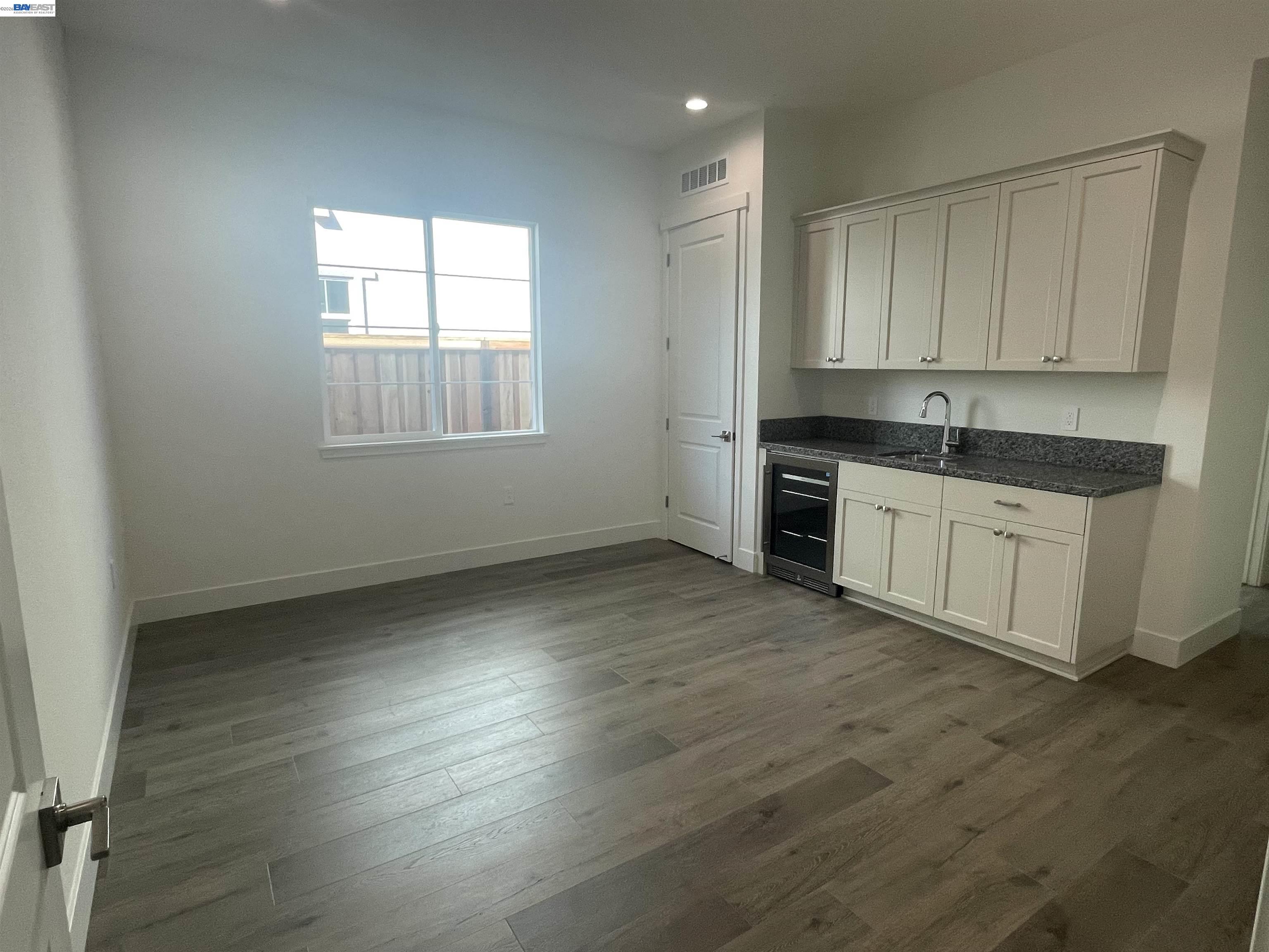 Detail Gallery Image 8 of 13 For 1579 Sleppy Street, Brentwood,  CA 94513 - 4 Beds | 3/1 Baths