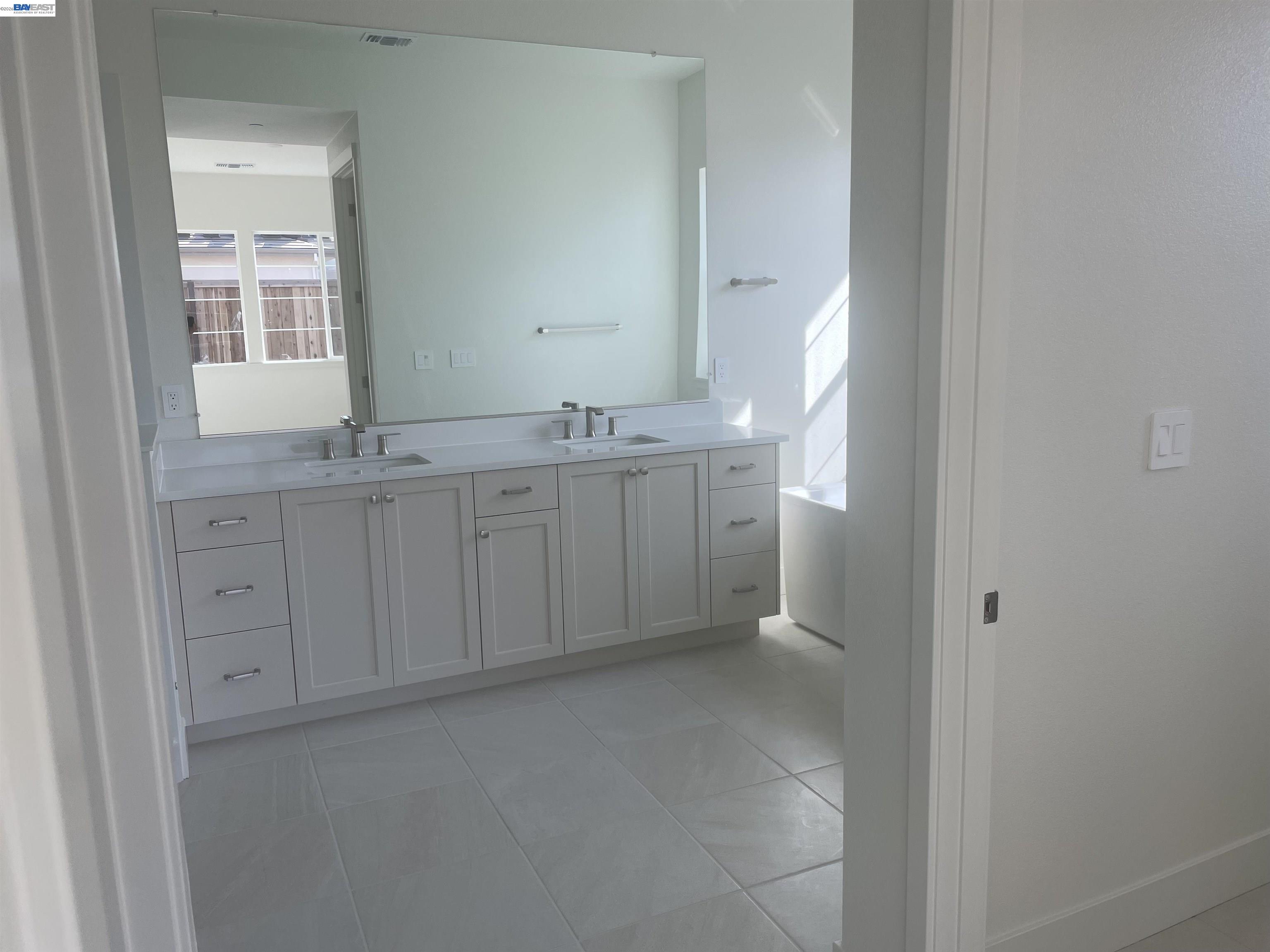 Detail Gallery Image 10 of 13 For 1579 Sleppy Street, Brentwood,  CA 94513 - 4 Beds | 3/1 Baths