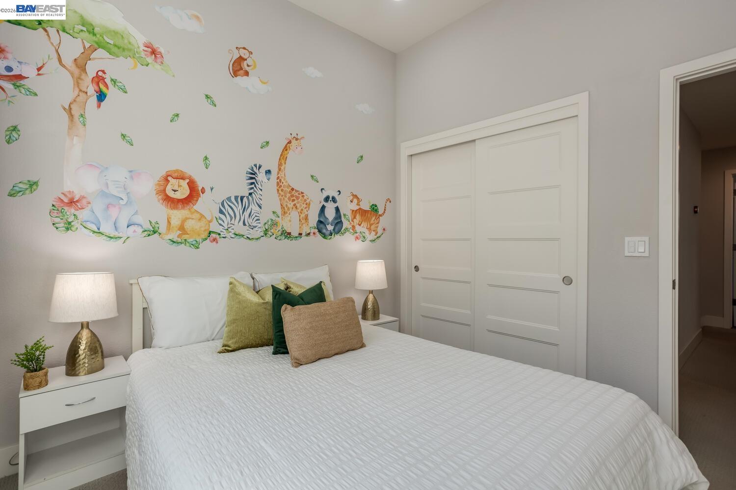 Detail Gallery Image 22 of 30 For 415 Santo Domingo Terrace, Sunnyvale,  CA 94085-3492 - 3 Beds | 2/1 Baths