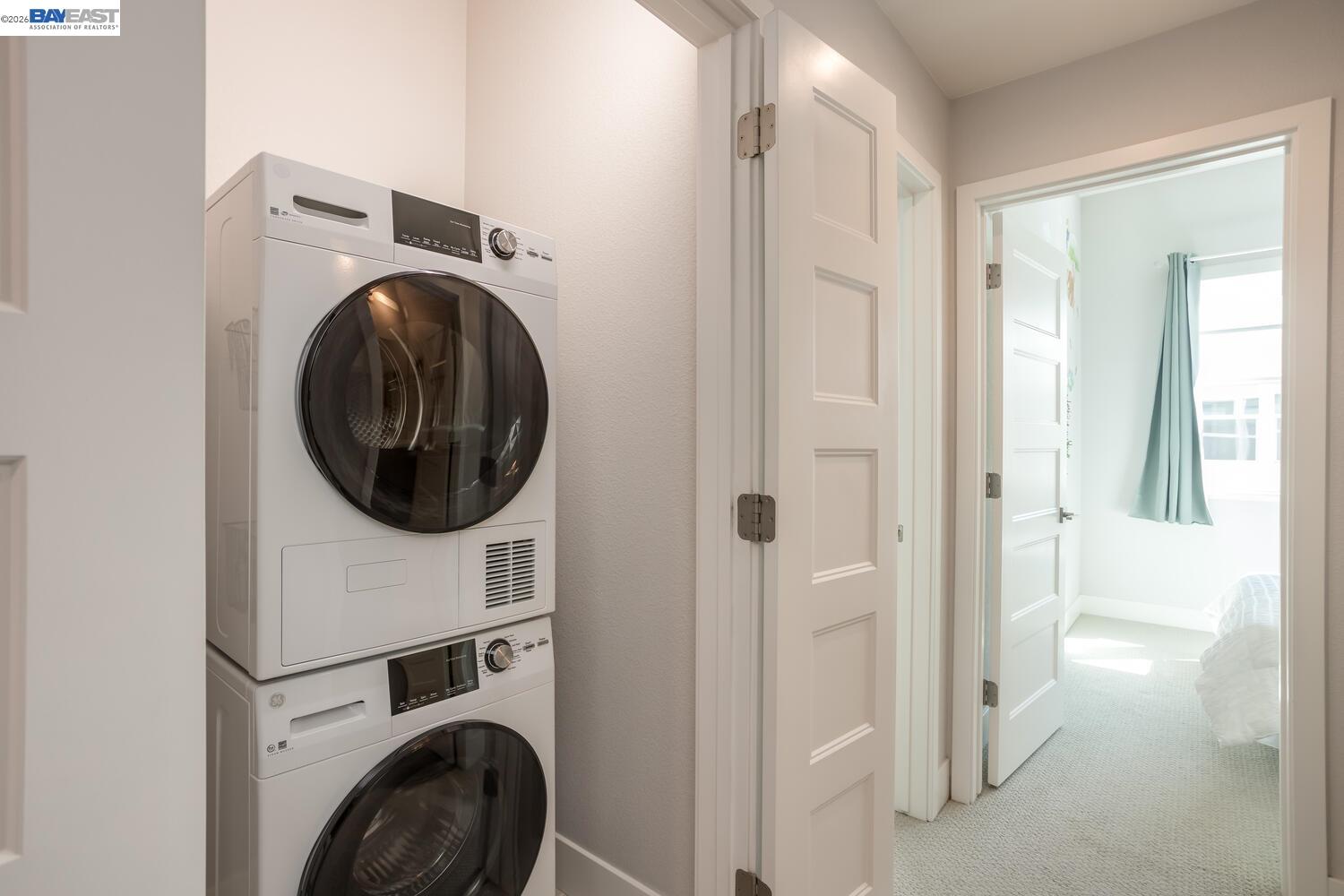 Detail Gallery Image 24 of 30 For 415 Santo Domingo Terrace, Sunnyvale,  CA 94085-3492 - 3 Beds | 2/1 Baths