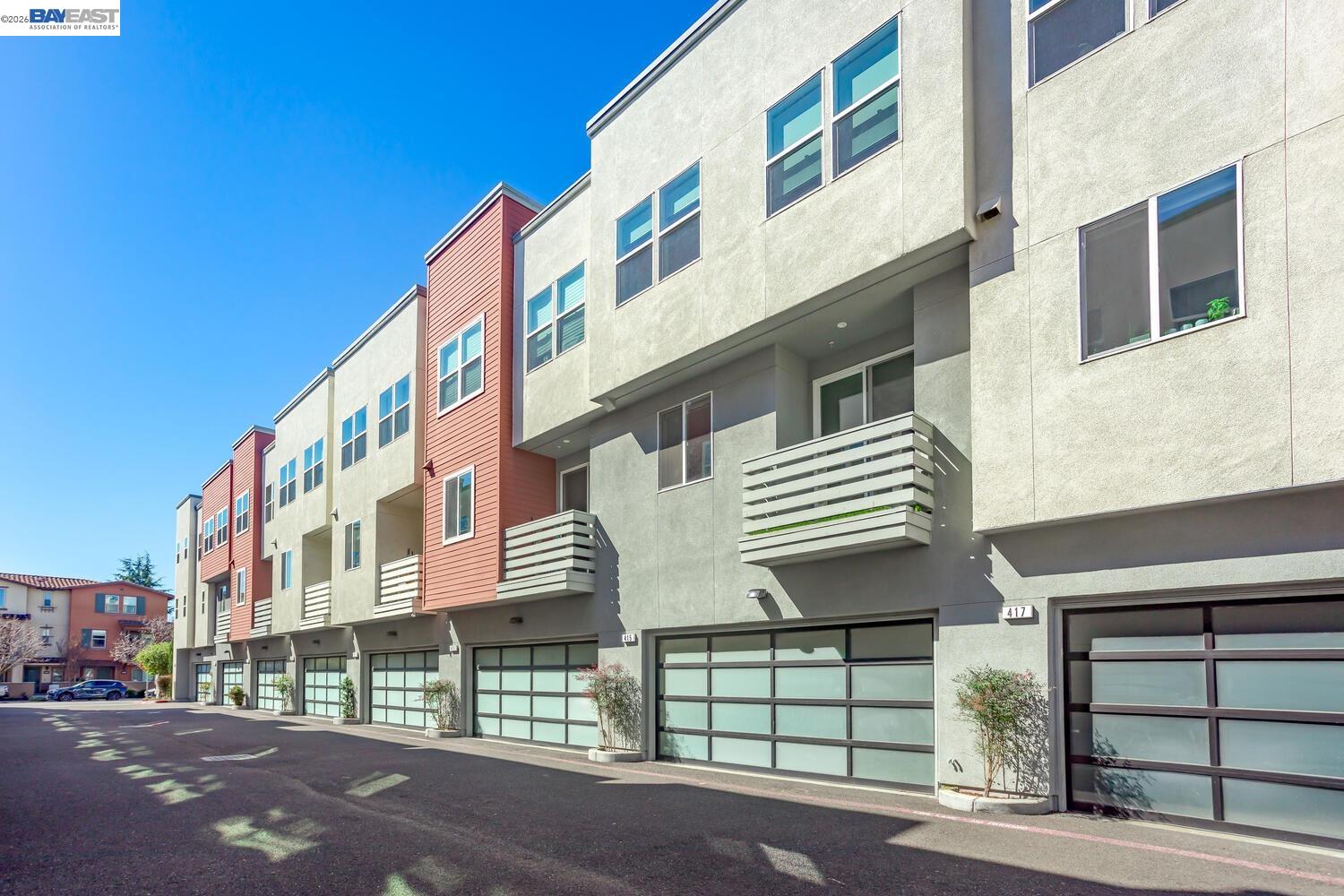 Detail Gallery Image 29 of 30 For 415 Santo Domingo Terrace, Sunnyvale,  CA 94085-3492 - 3 Beds | 2/1 Baths