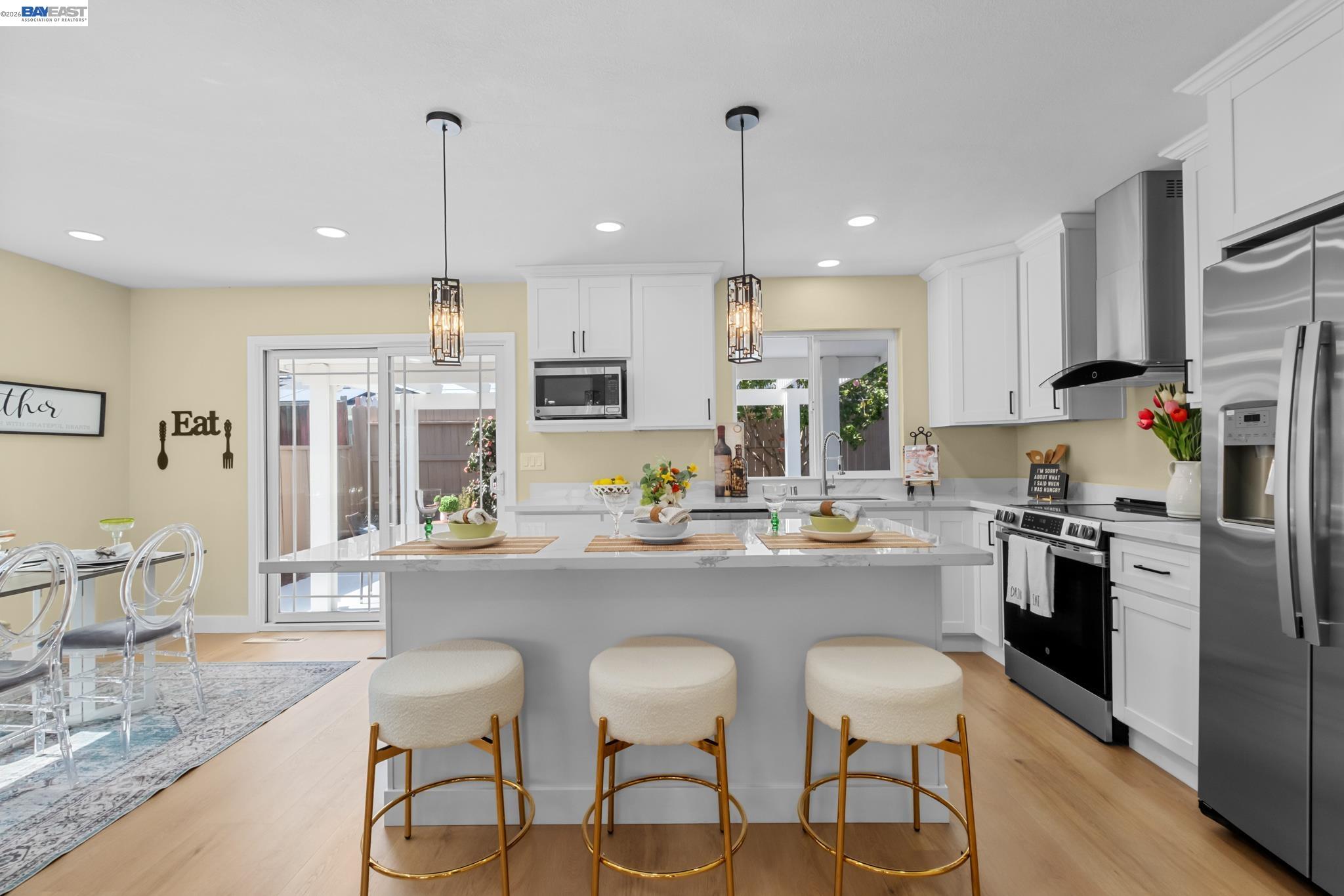 Detail Gallery Image 12 of 55 For 24839 Townsend Ave, Hayward,  CA 94544 - 3 Beds | 2 Baths