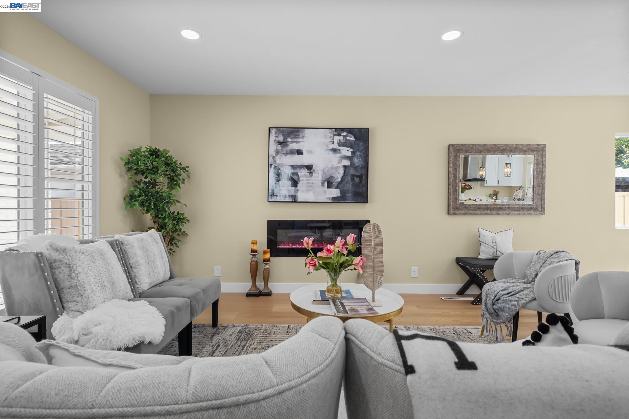 Detail Gallery Image 8 of 55 For 24839 Townsend Ave, Hayward,  CA 94544 - 3 Beds | 2 Baths