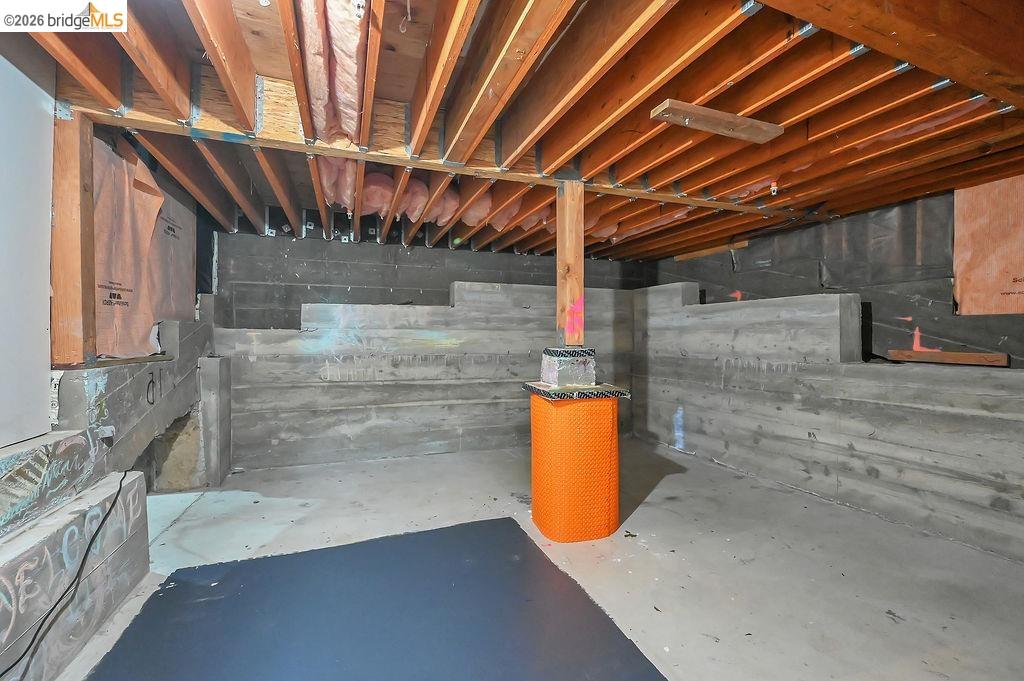 Detail Gallery Image 34 of 39 For 115 Delta Vista Ln, Pittsburg,  CA 94565-4316 - 4 Beds | 3 Baths