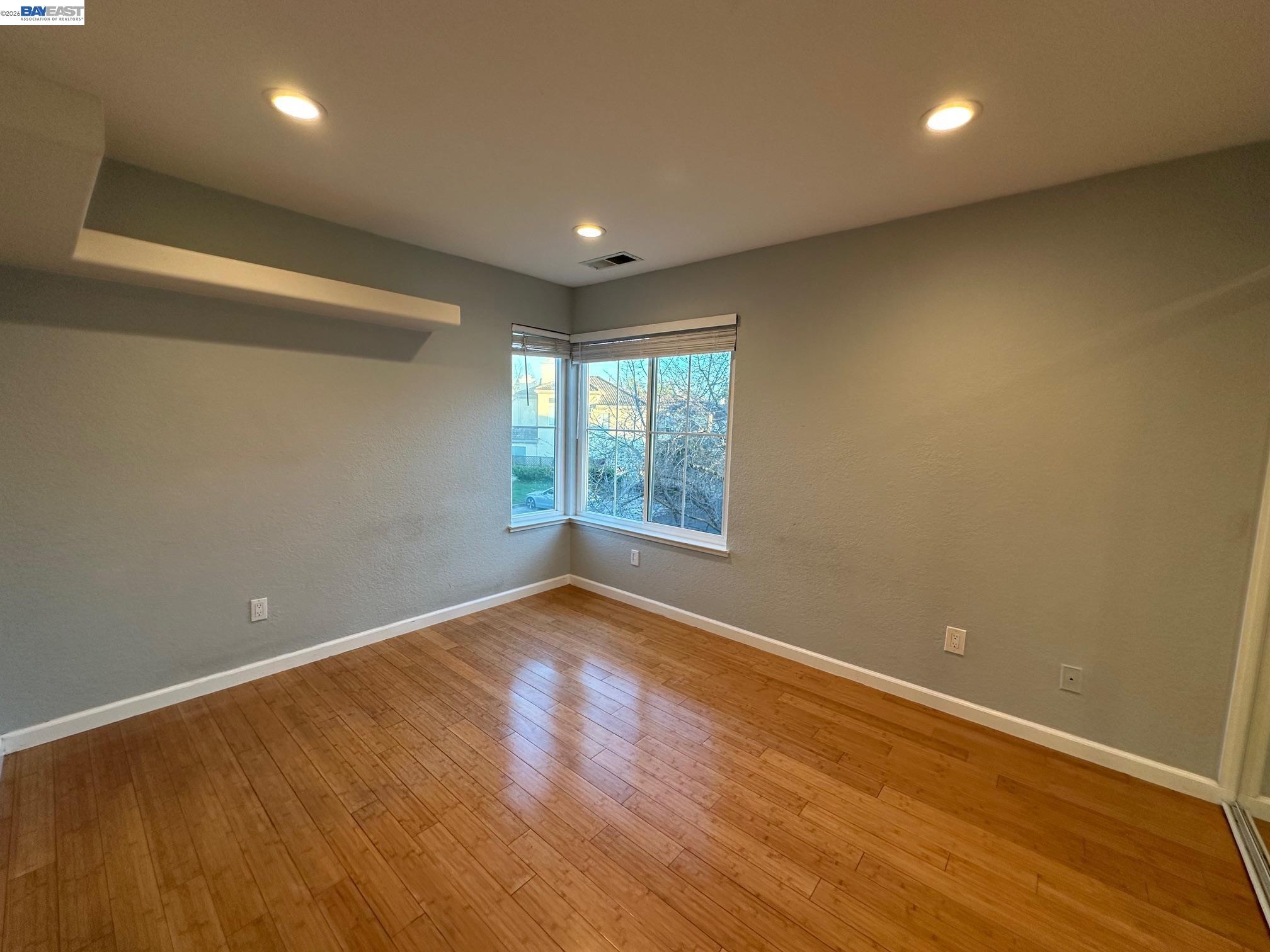 Detail Gallery Image 13 of 13 For 912 Vista Pointe Dr, San Ramon,  CA 94582 - 3 Beds | 2/1 Baths