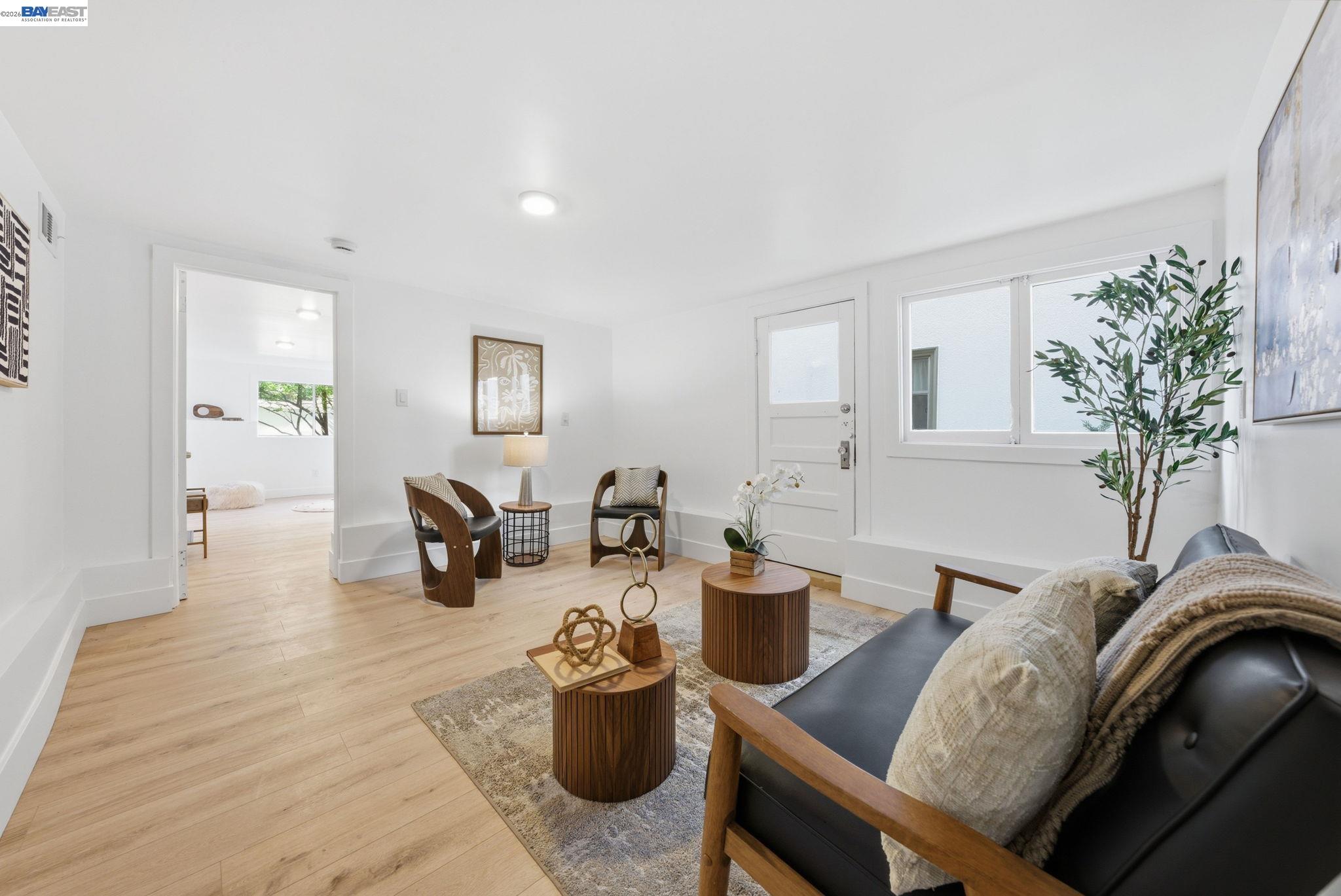 Detail Gallery Image 23 of 39 For 661 Brookwood Pl, Oakland,  CA 94610 - 3 Beds | 3 Baths