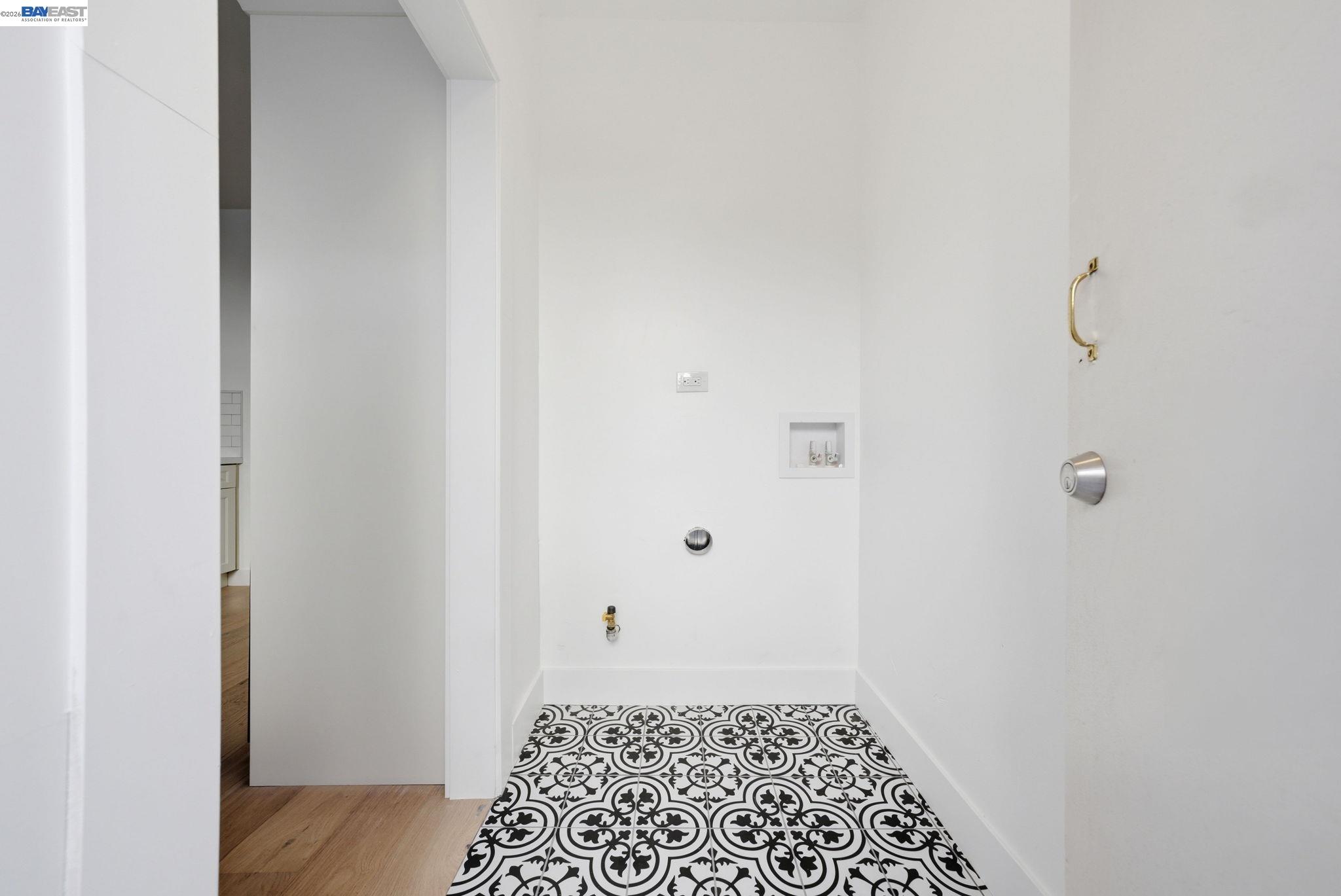 Detail Gallery Image 35 of 39 For 661 Brookwood Pl, Oakland,  CA 94610 - 3 Beds | 3 Baths