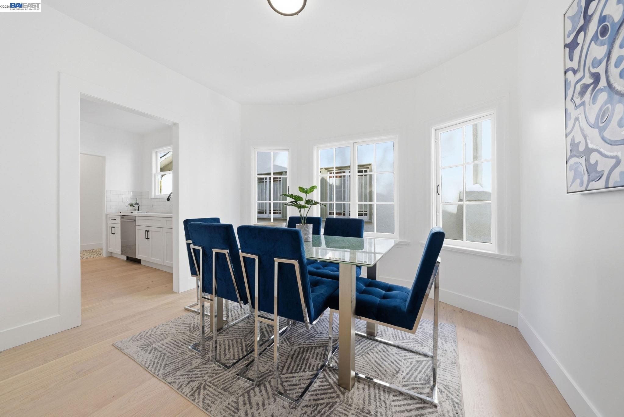 Detail Gallery Image 7 of 39 For 661 Brookwood Pl, Oakland,  CA 94610 - 3 Beds | 3 Baths